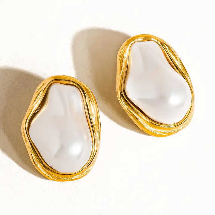 Yasmin Pearl Earrings
