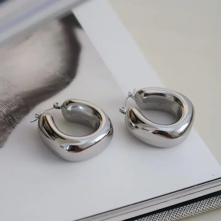 Hunter U-Shape Earring