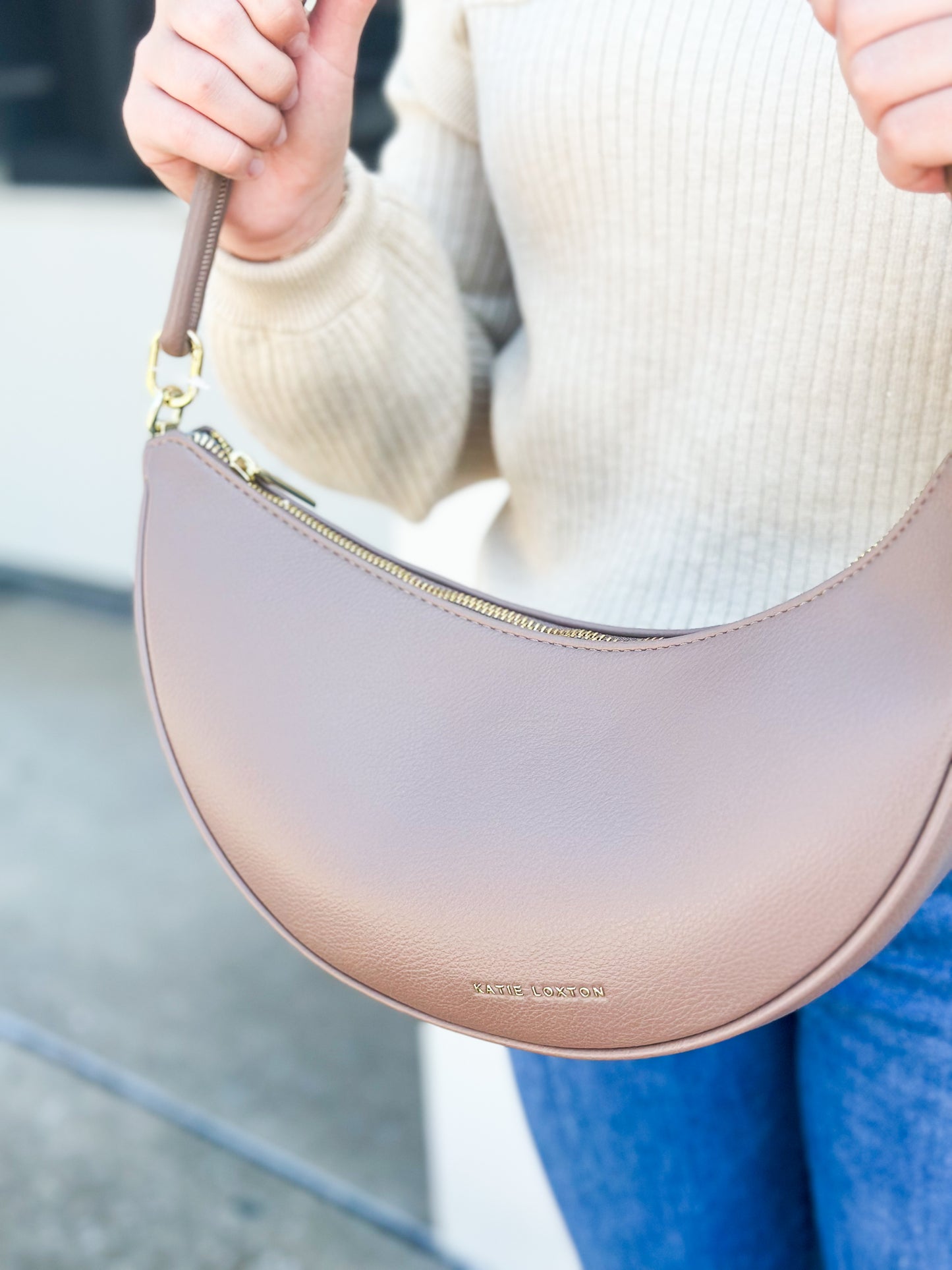 Asha Sling Bag