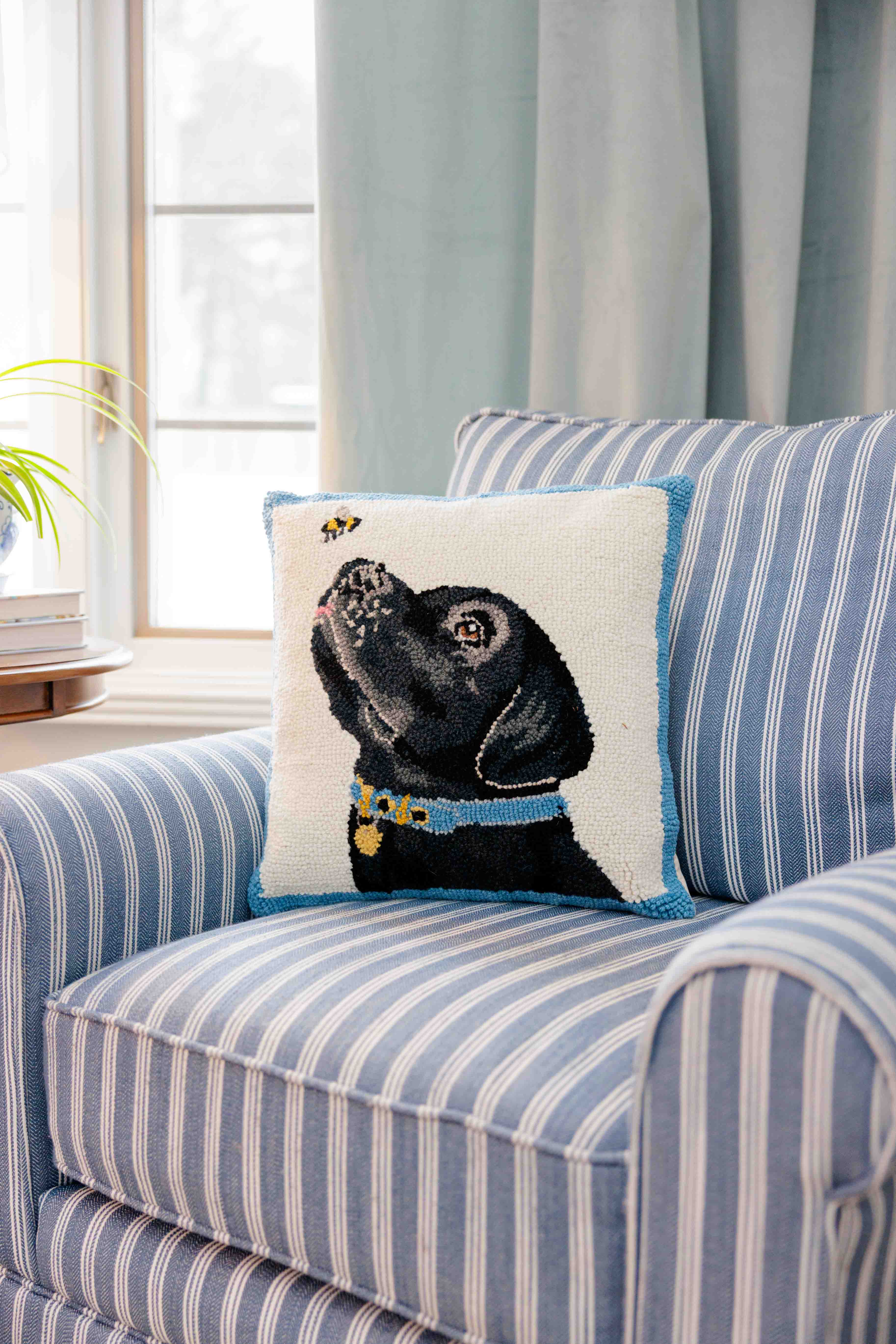 Black Lab With Bee Hook Pillow
