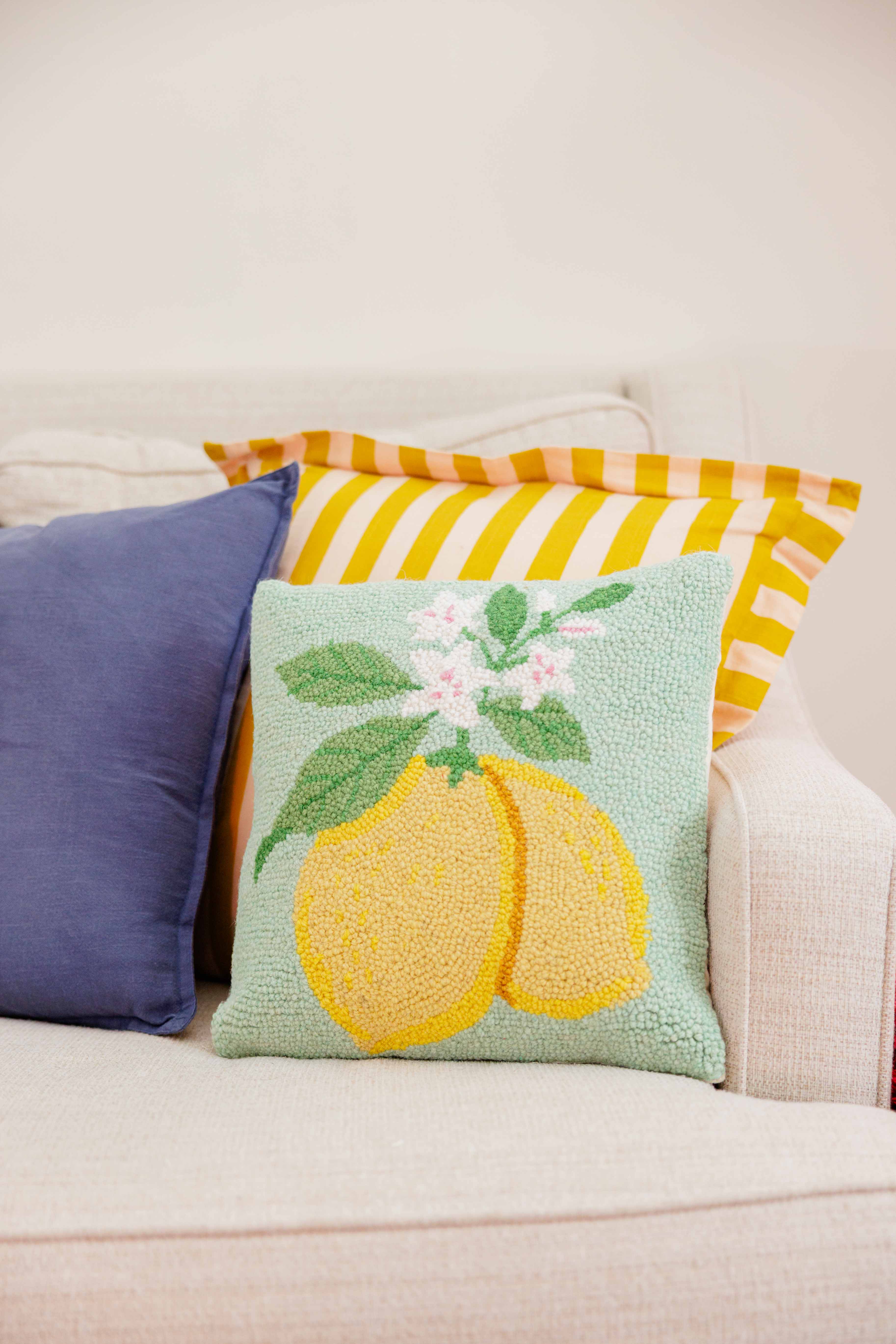 Lemon Pillow