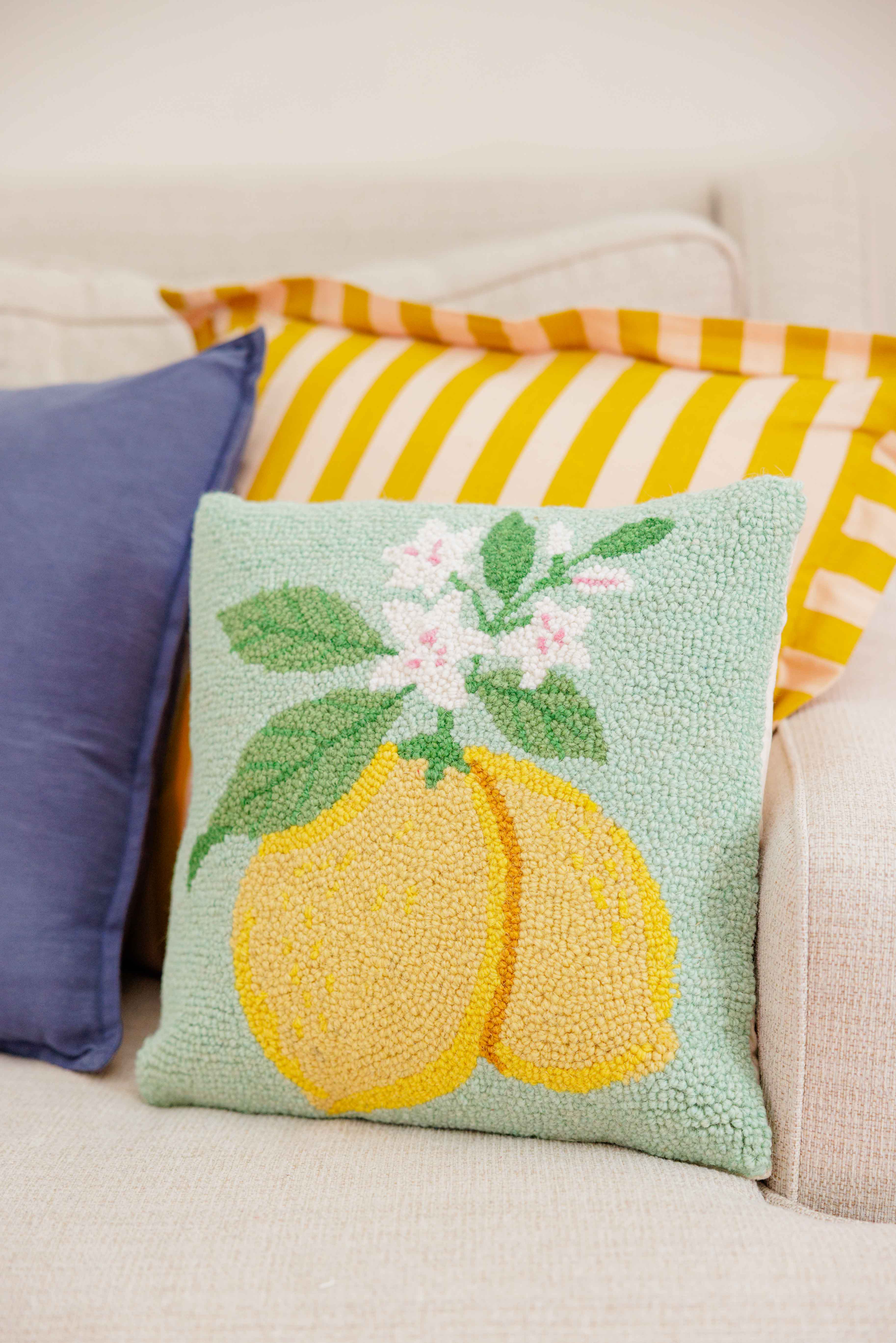 Lemon Pillow