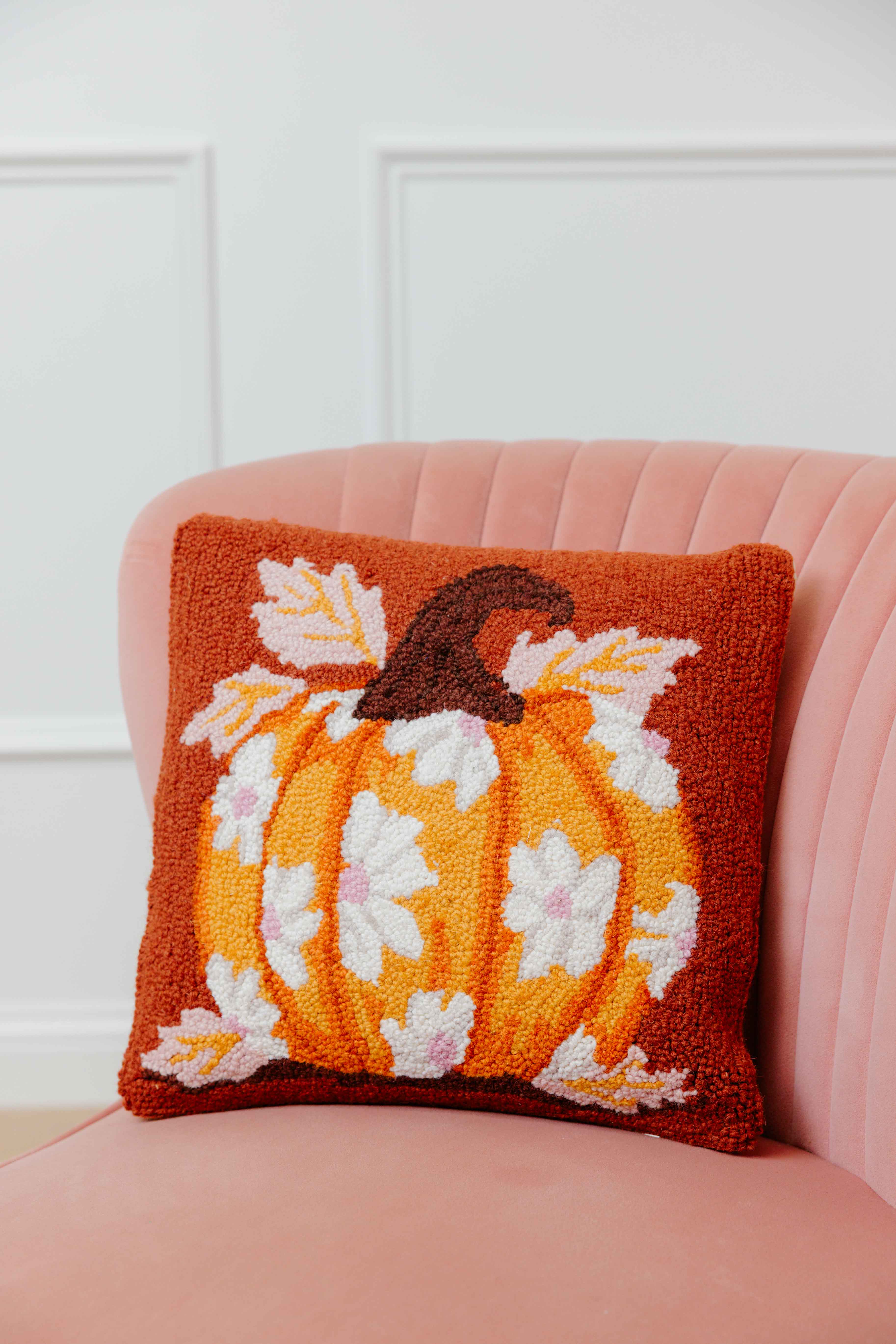 Daises On Pumpkin Hook Pillow