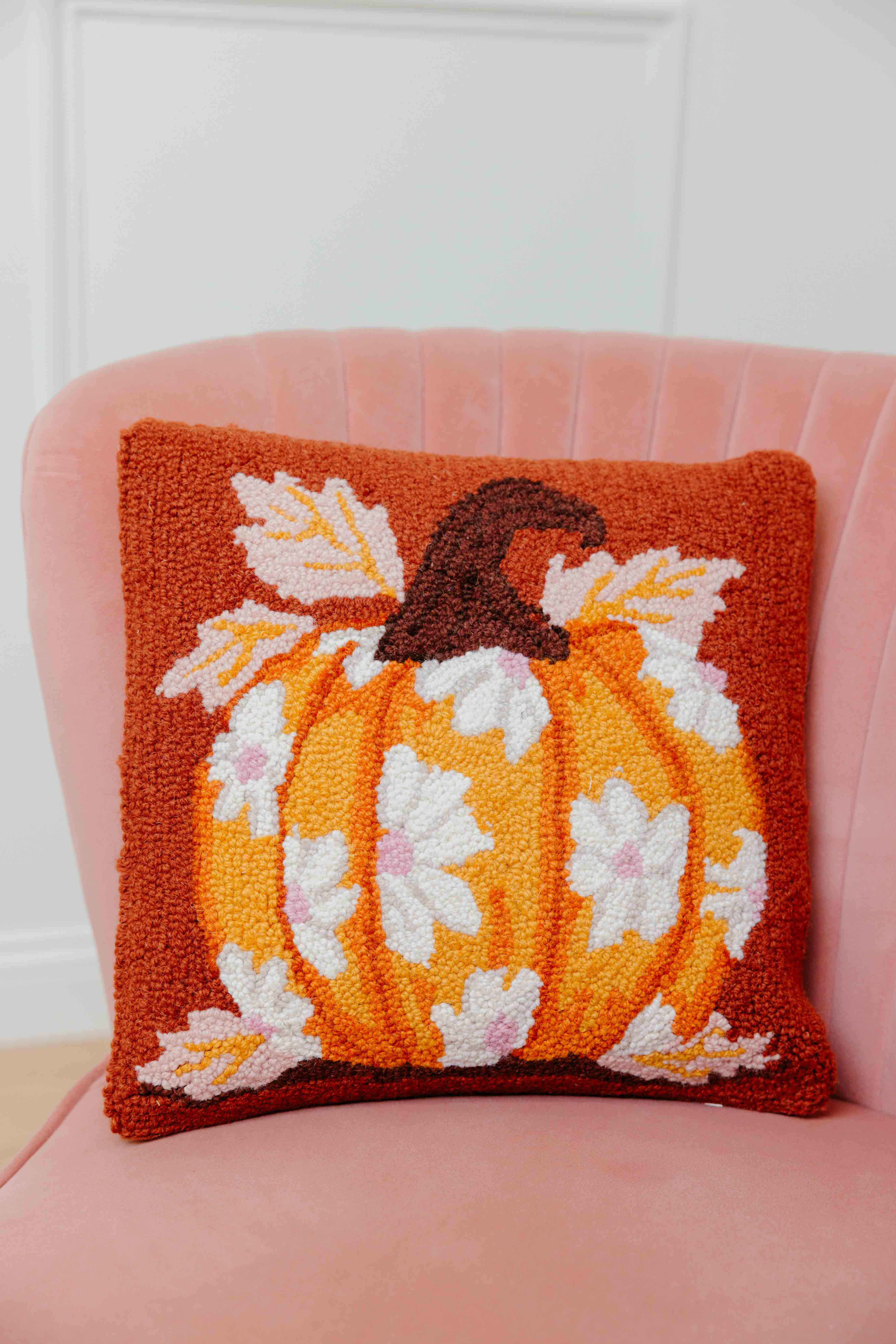 Daises On Pumpkin Hook Pillow