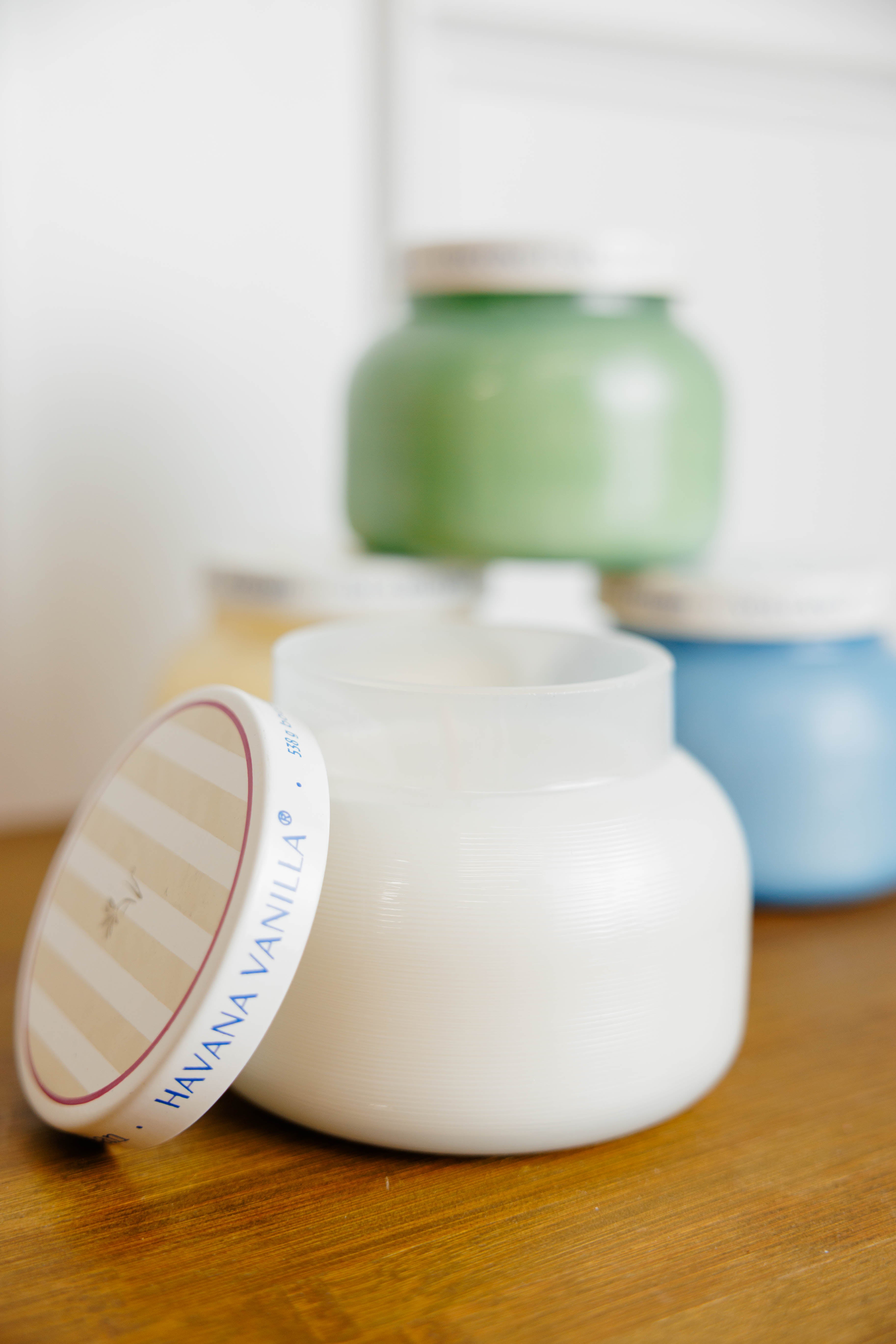 Havana Vanilla Caffe Capri 19oz Signature Candle