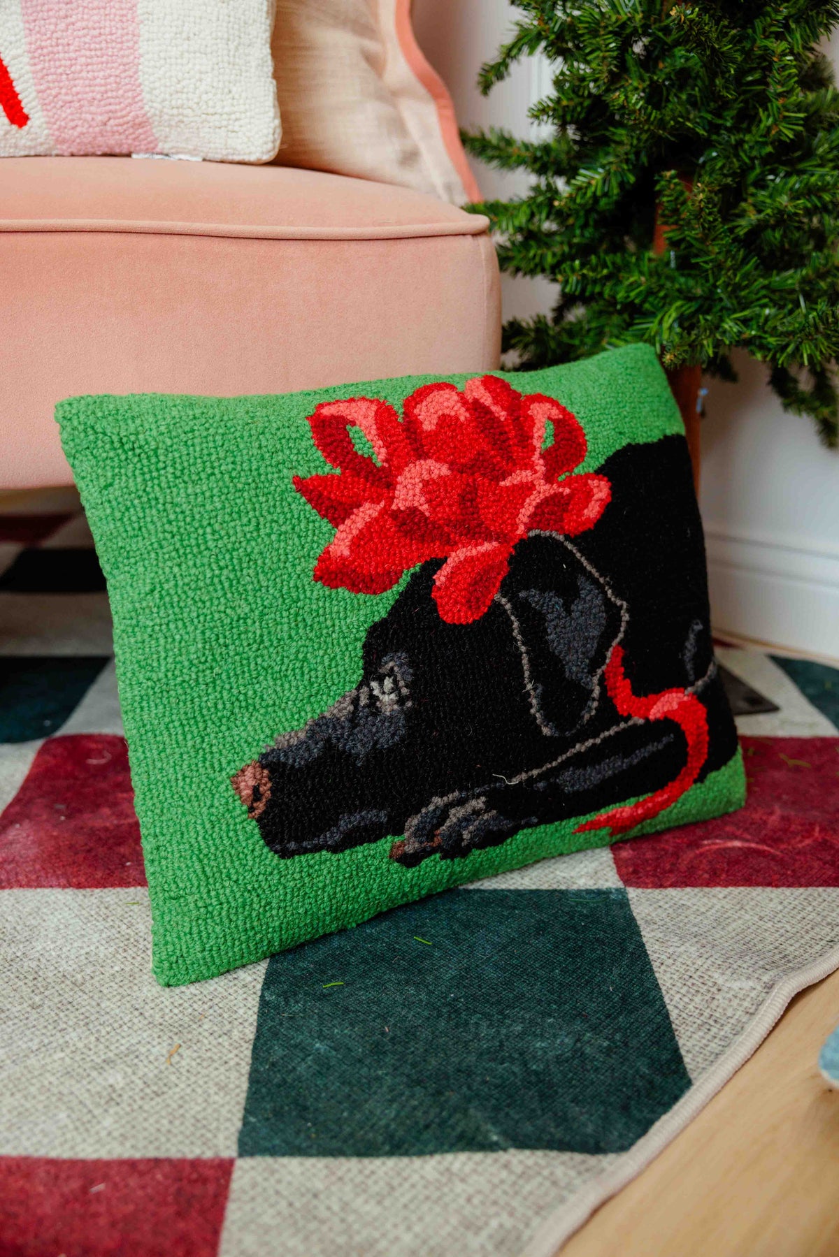 Black Lab Bow Hook Pillow