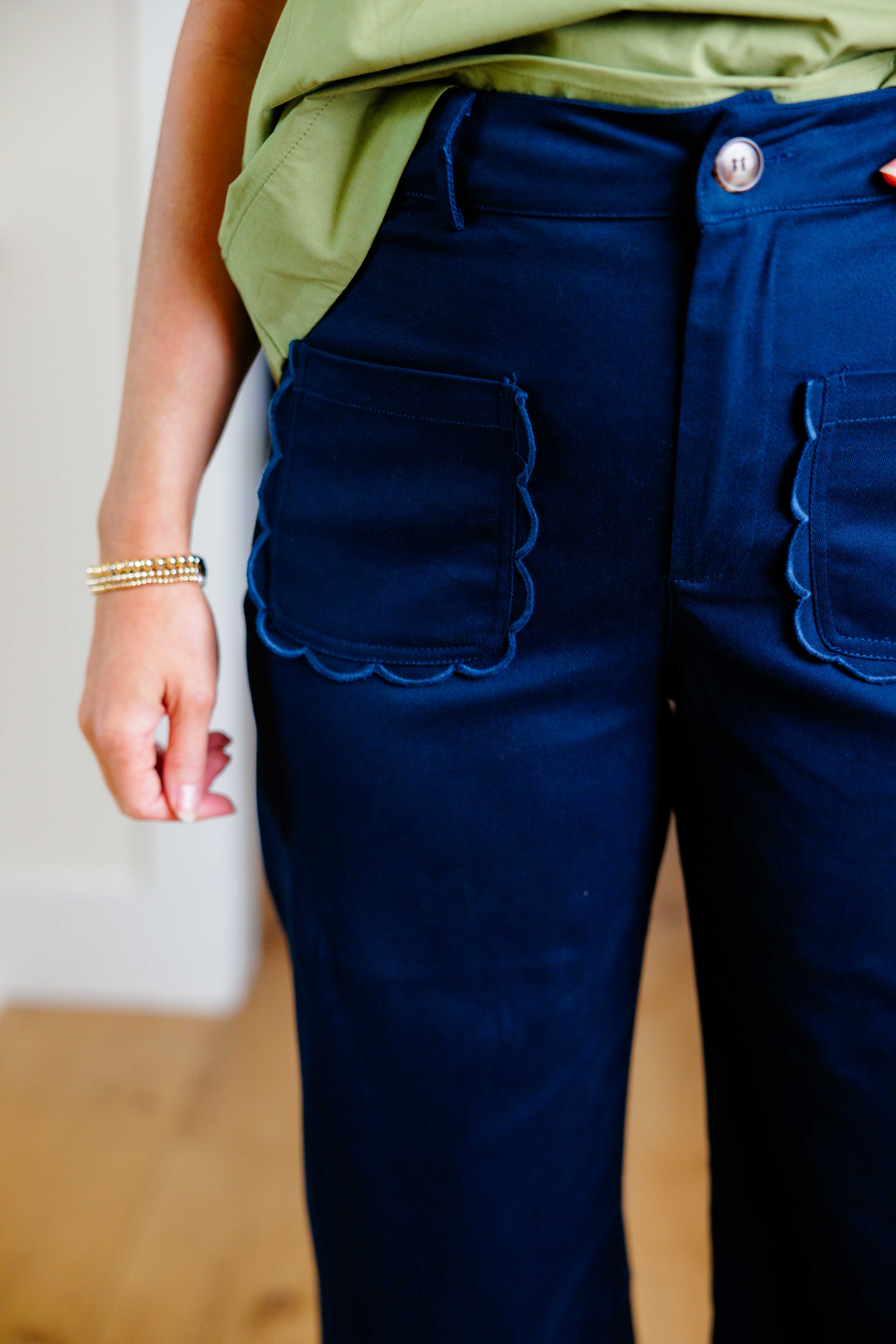 Navy Scallop Edge Pant