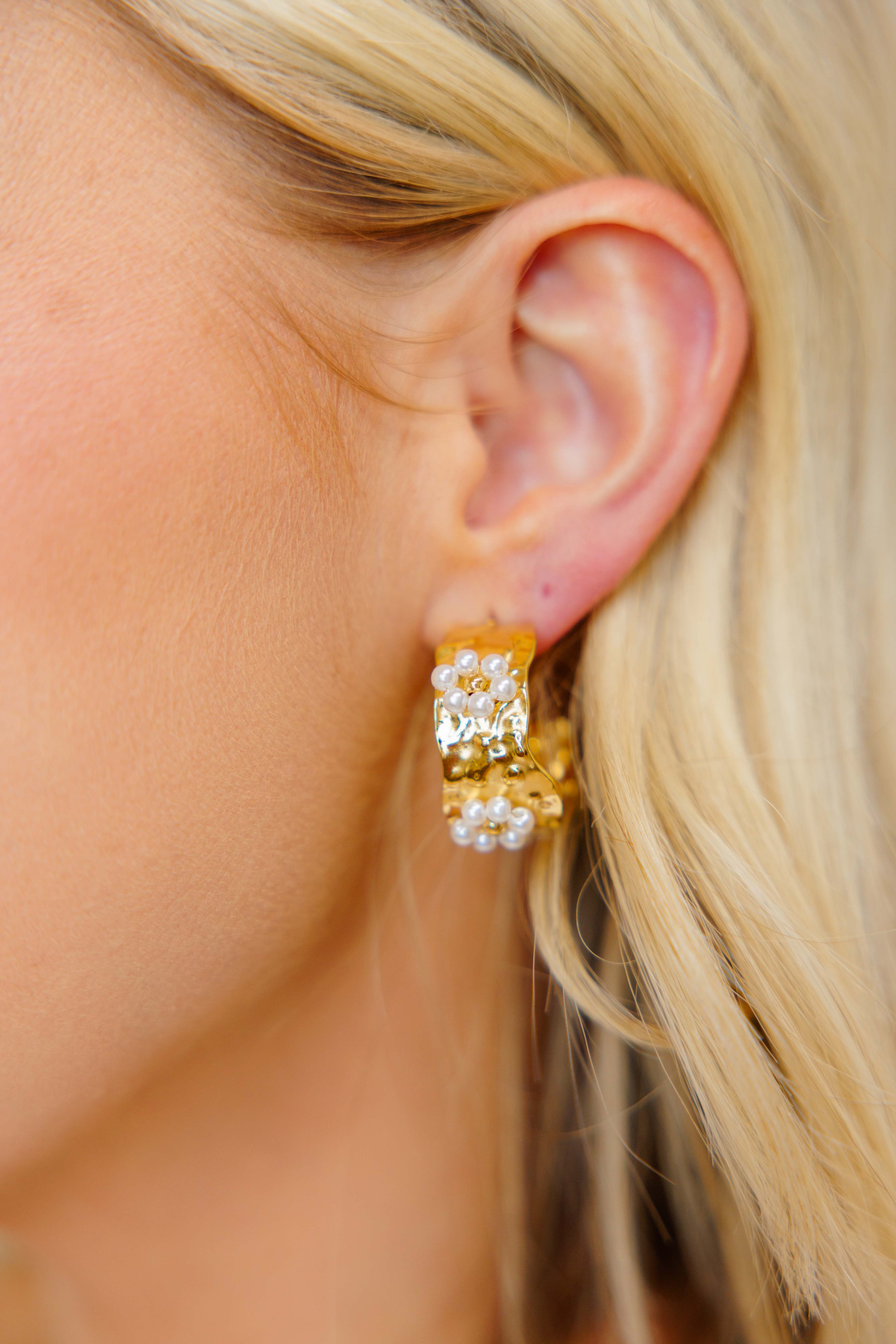 Charme Hoop Earrings