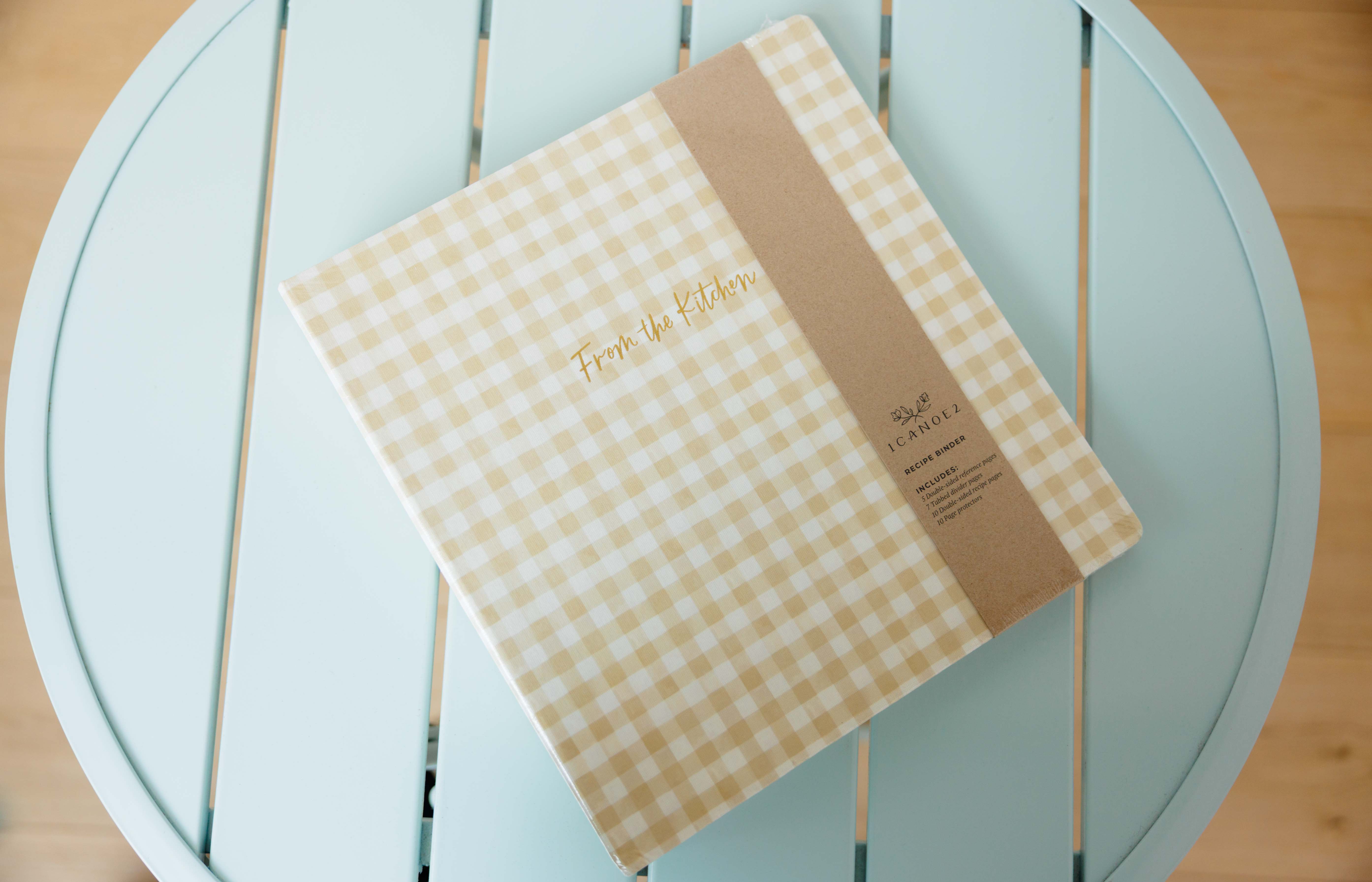 Beige Gingham Large Recipe Binder
