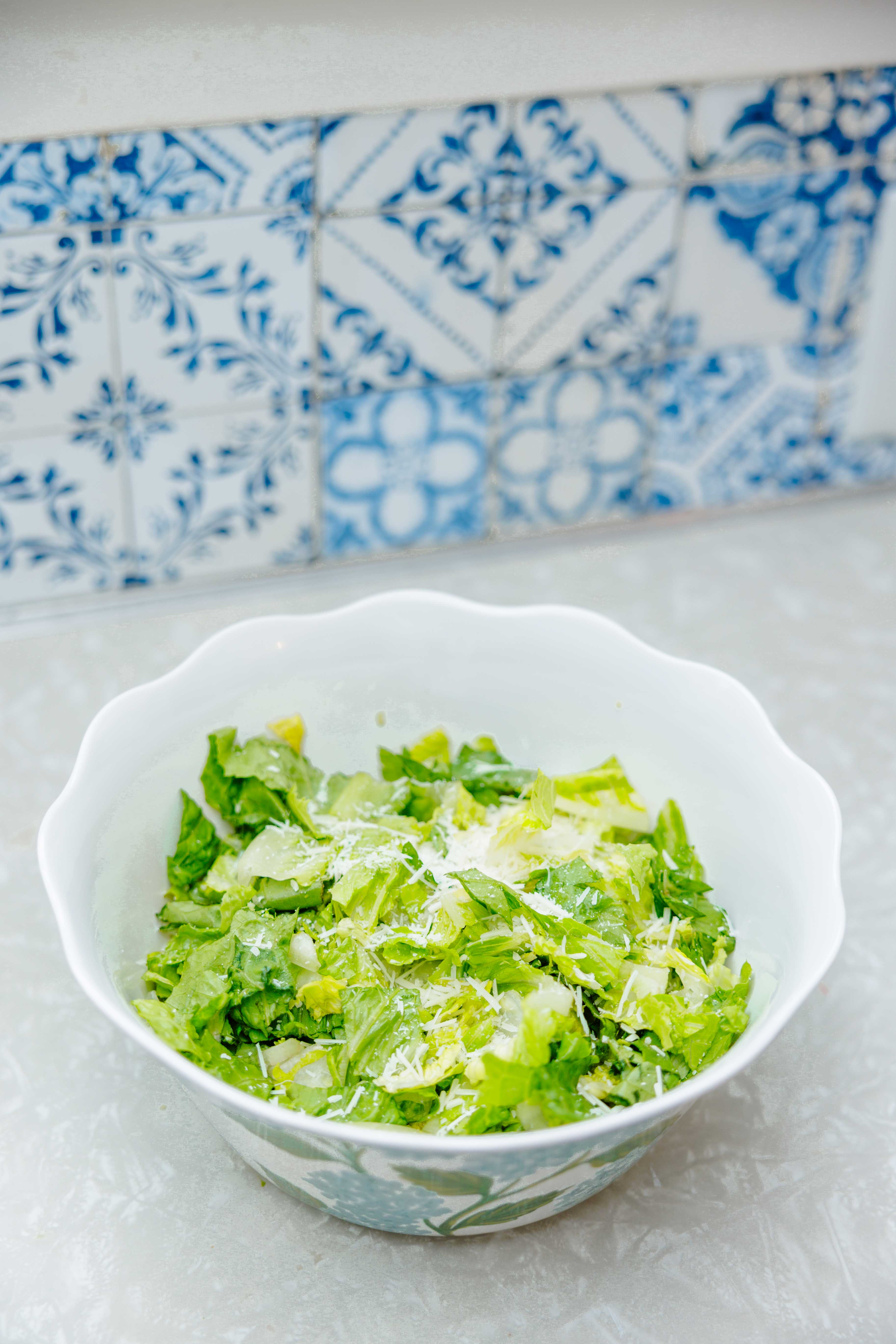 Hydrangea Melamine Serving Bowl