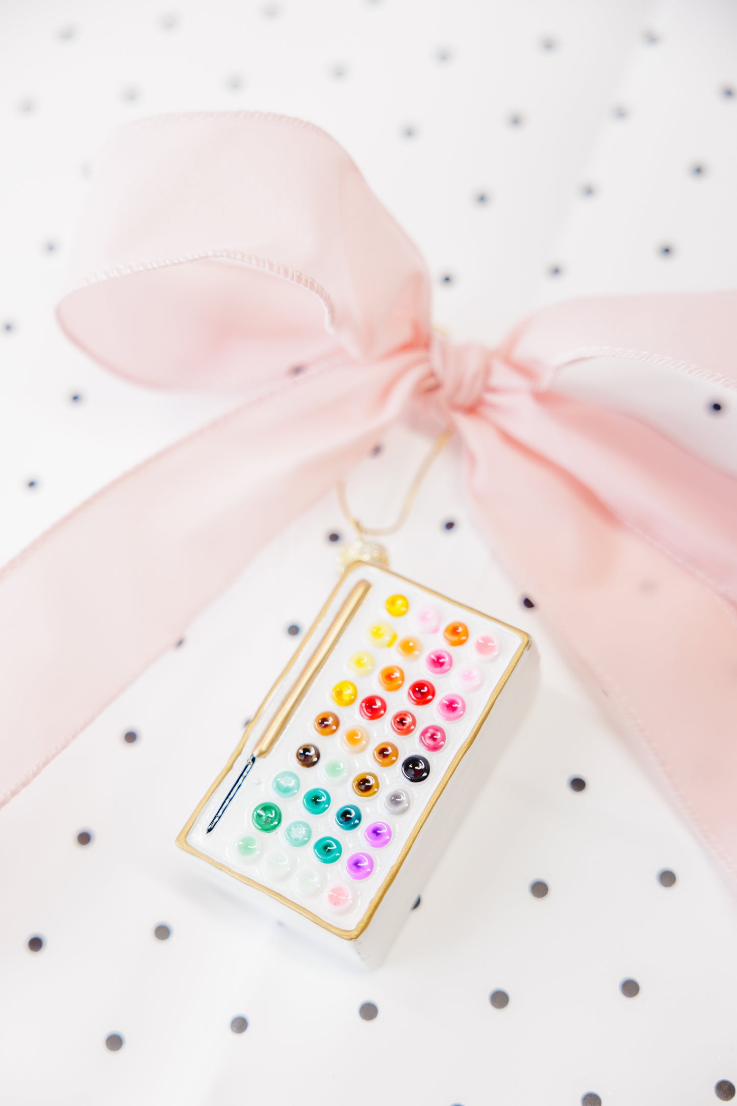 Watercolor Set Ornament