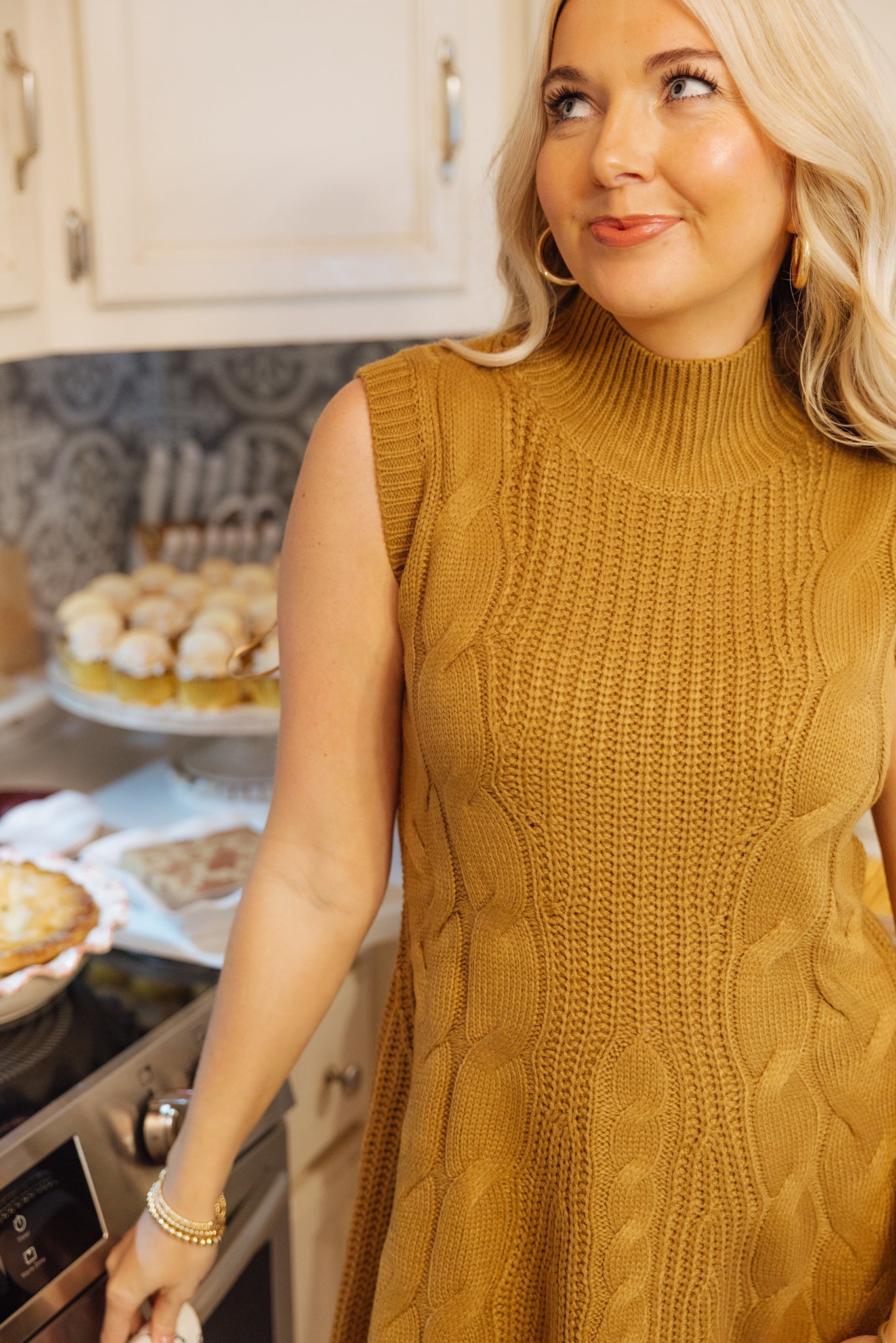 Cable Knit Sleeveless Sweater Dress