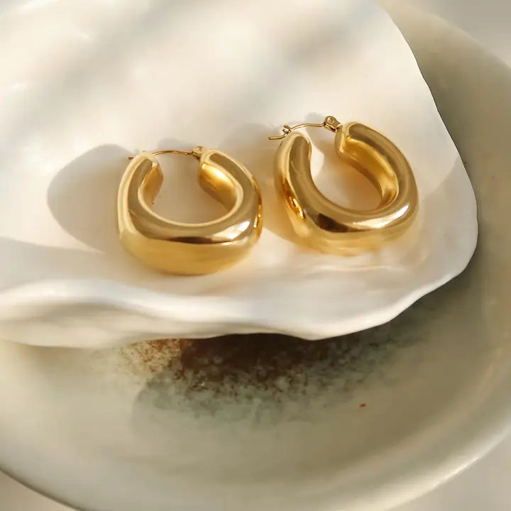 Hunter U-Shape Earring