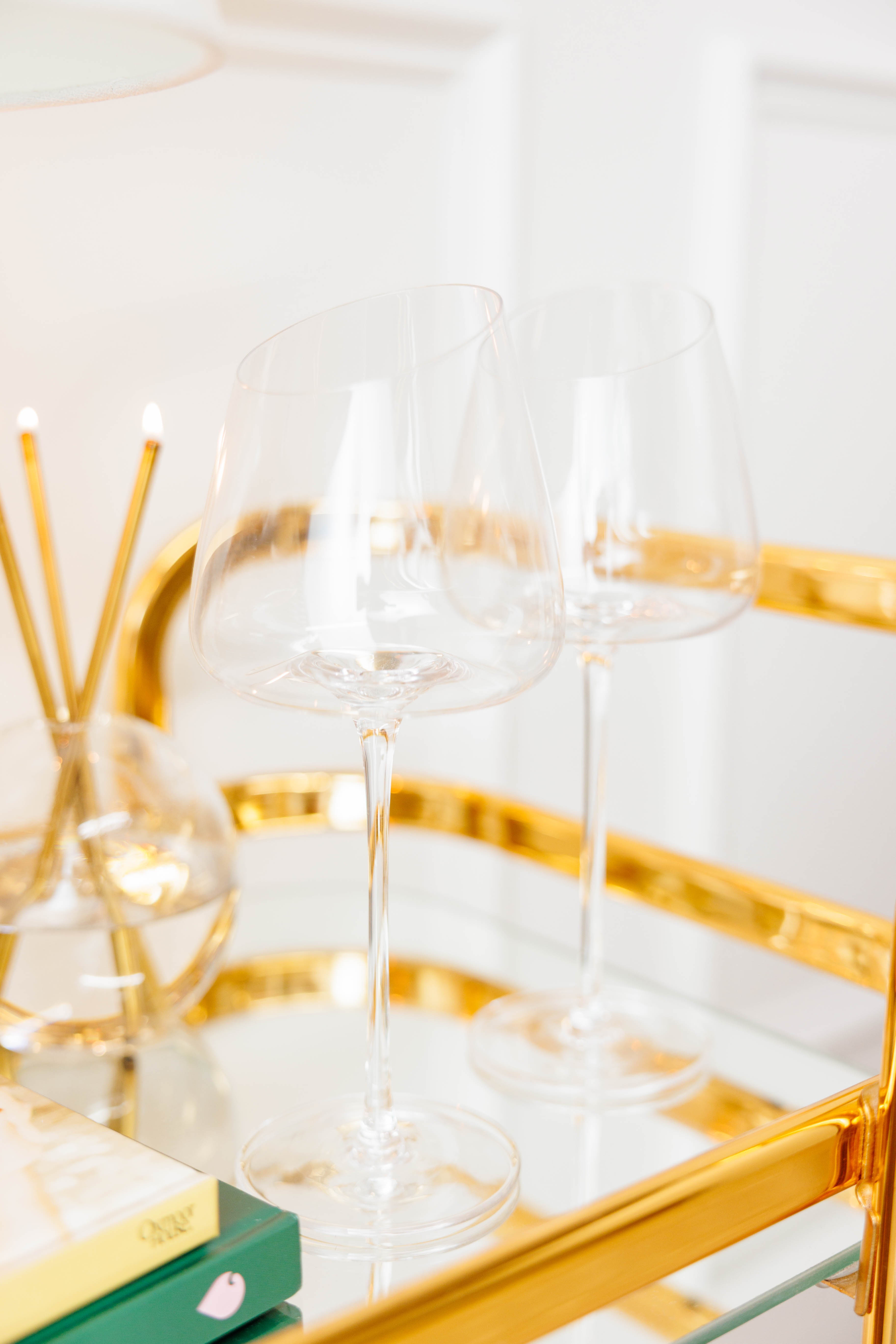 Slanted Wine Glass Set