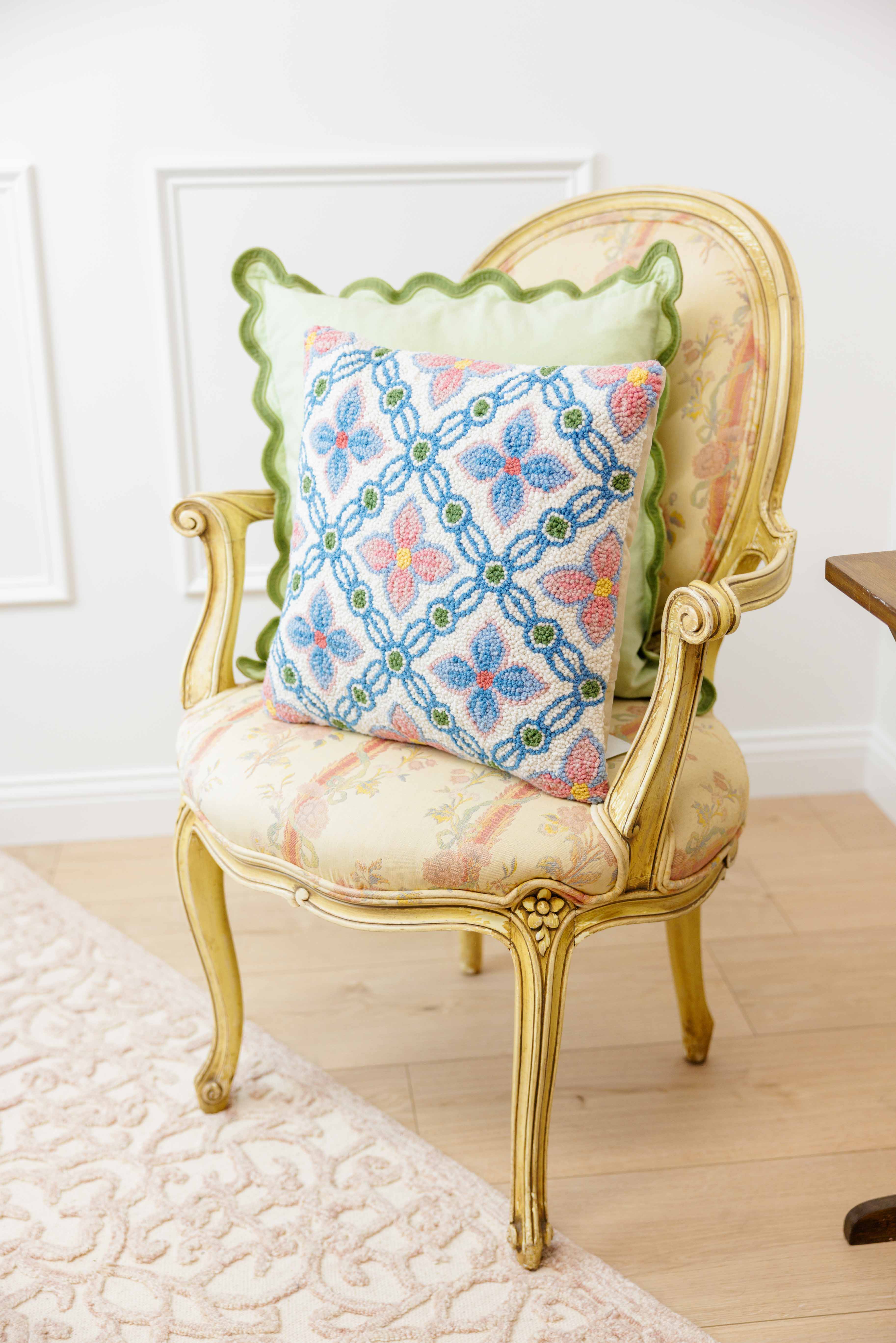 Vintage Floral Tile Hook Pillow