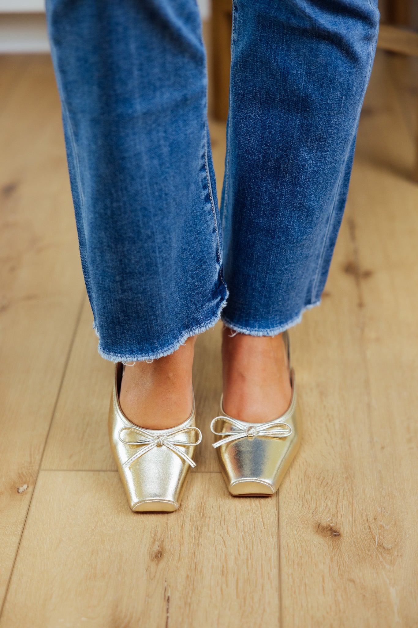 Geneva Gold Heeled Mule