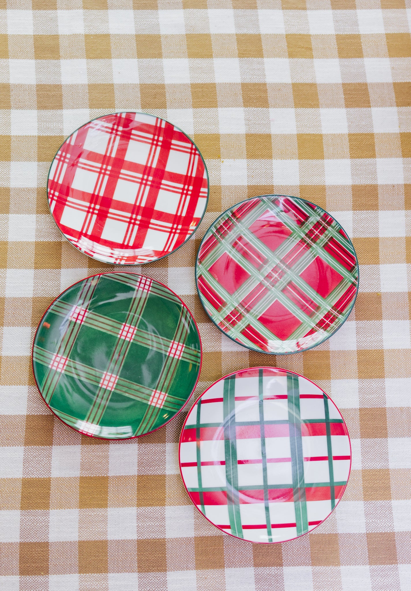 Holiday Plaid Appetizer Christmas Plate