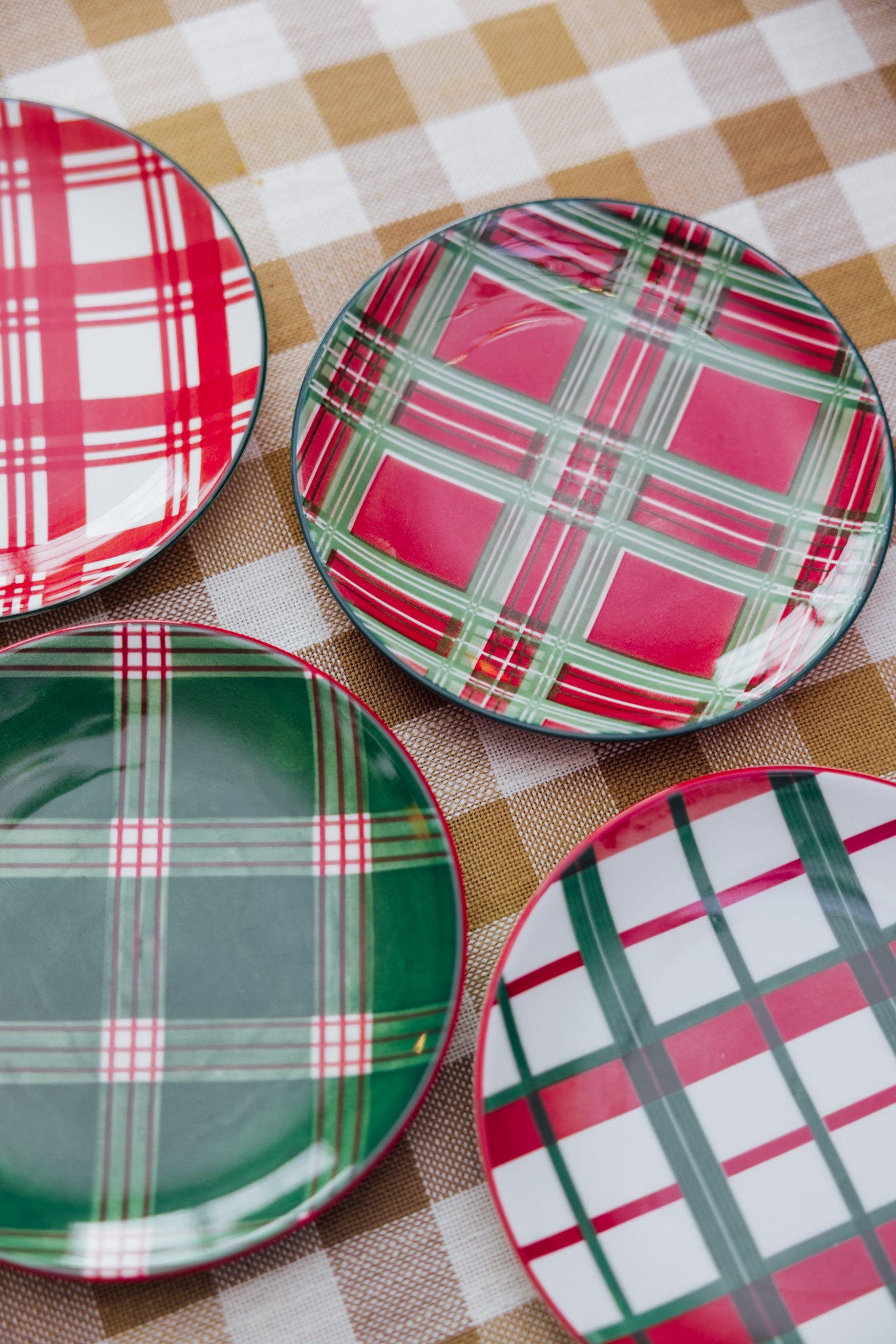 Holiday Plaid Appetizer Christmas Plate