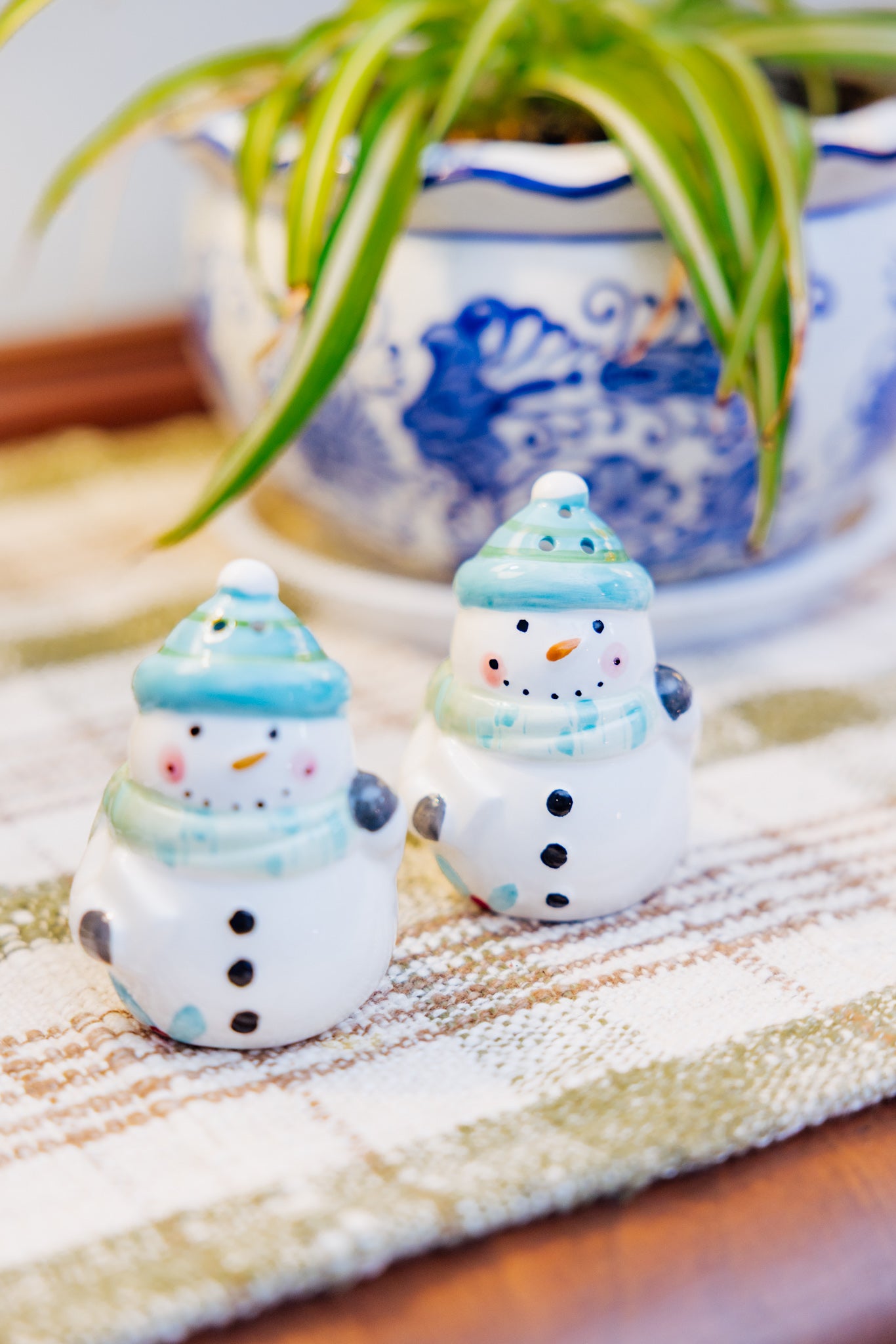 Snowman Salt & Pepper Shaker Set