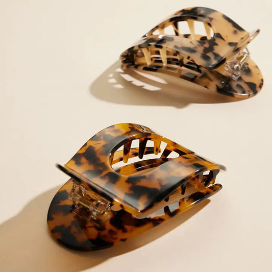 Oval Tortoise Hair Clip
