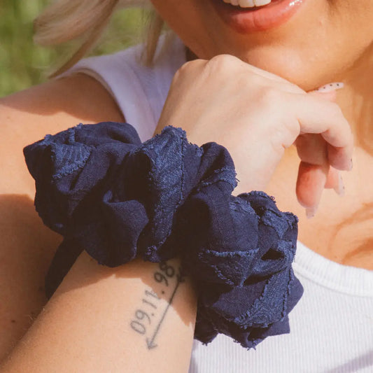 Navy Textured Jumbo