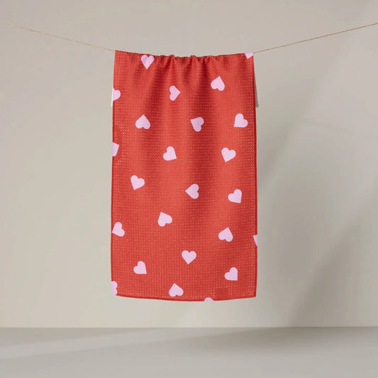 Love Toss Bar Towel