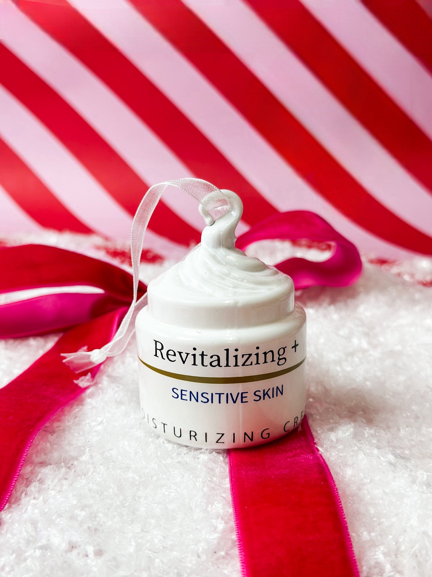 Moisturizer Ornament