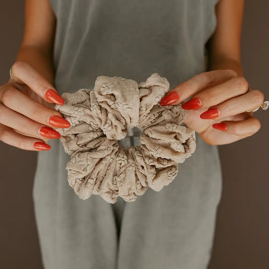 Tessa Jumbo Scrunchie