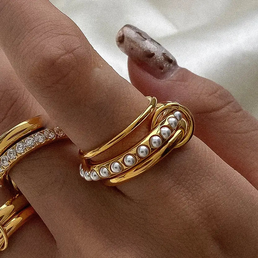 Danton 18K Pearl Band Ring