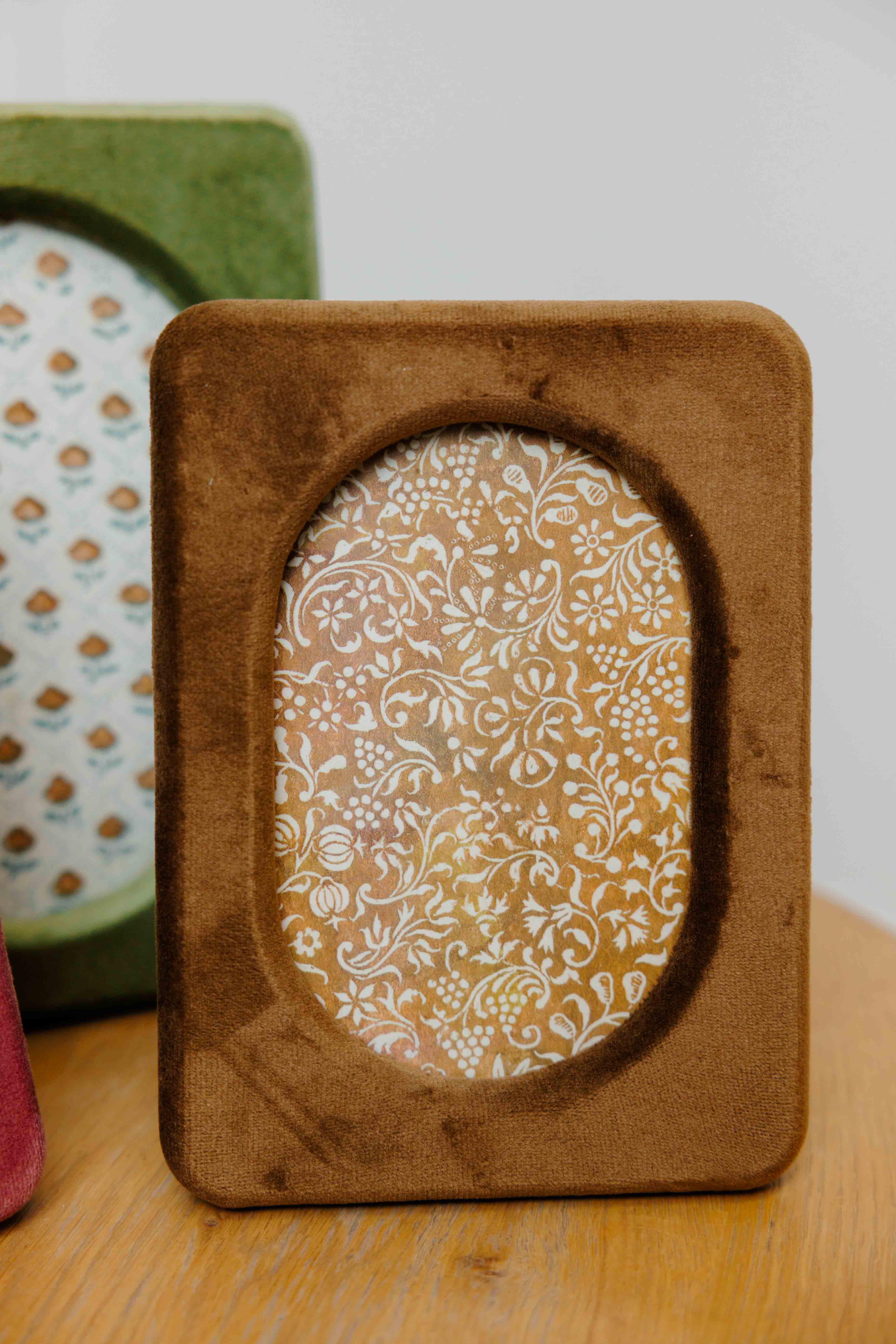Mocha Velvet 4x6 Frame