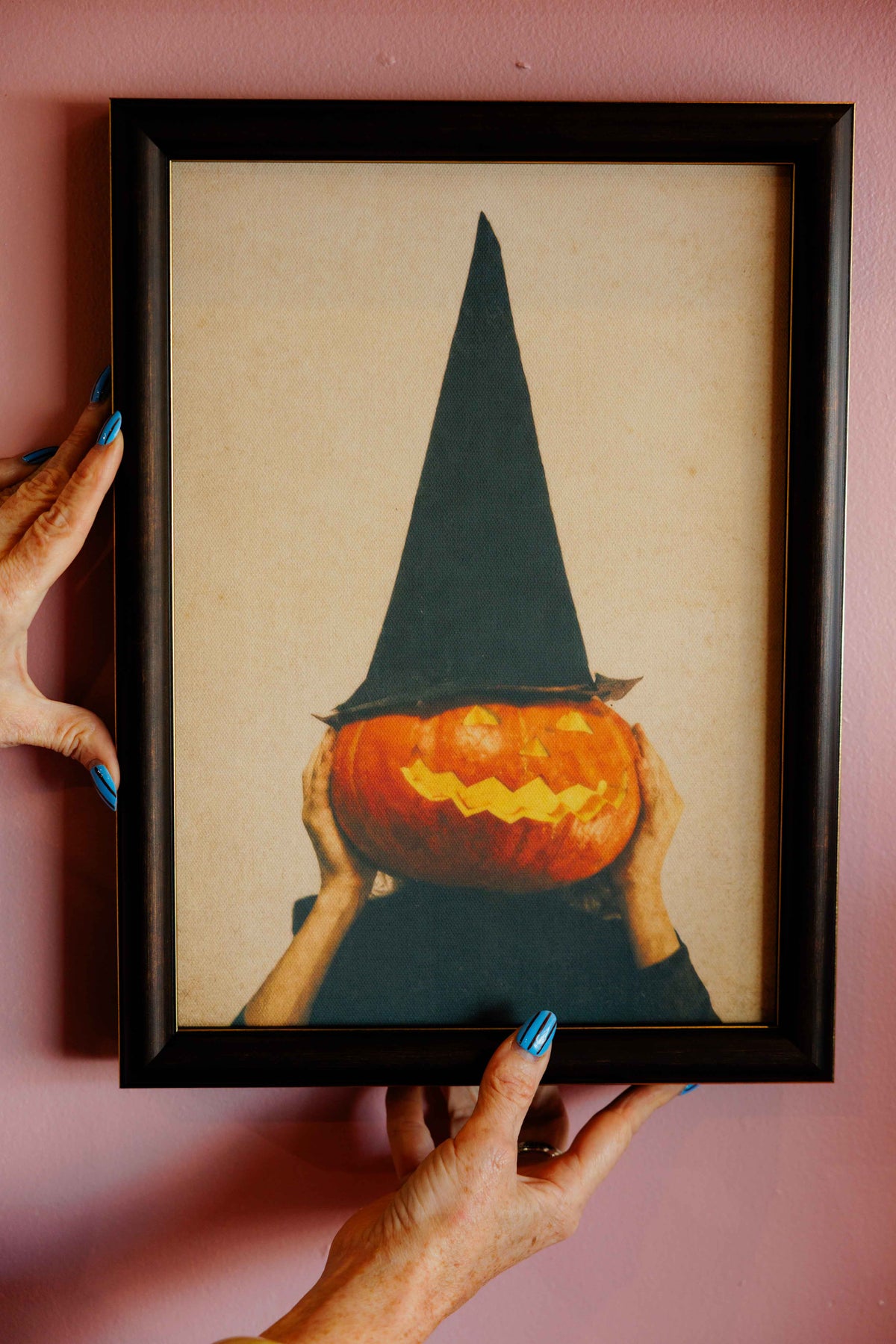 Pumpkin Witch Frame