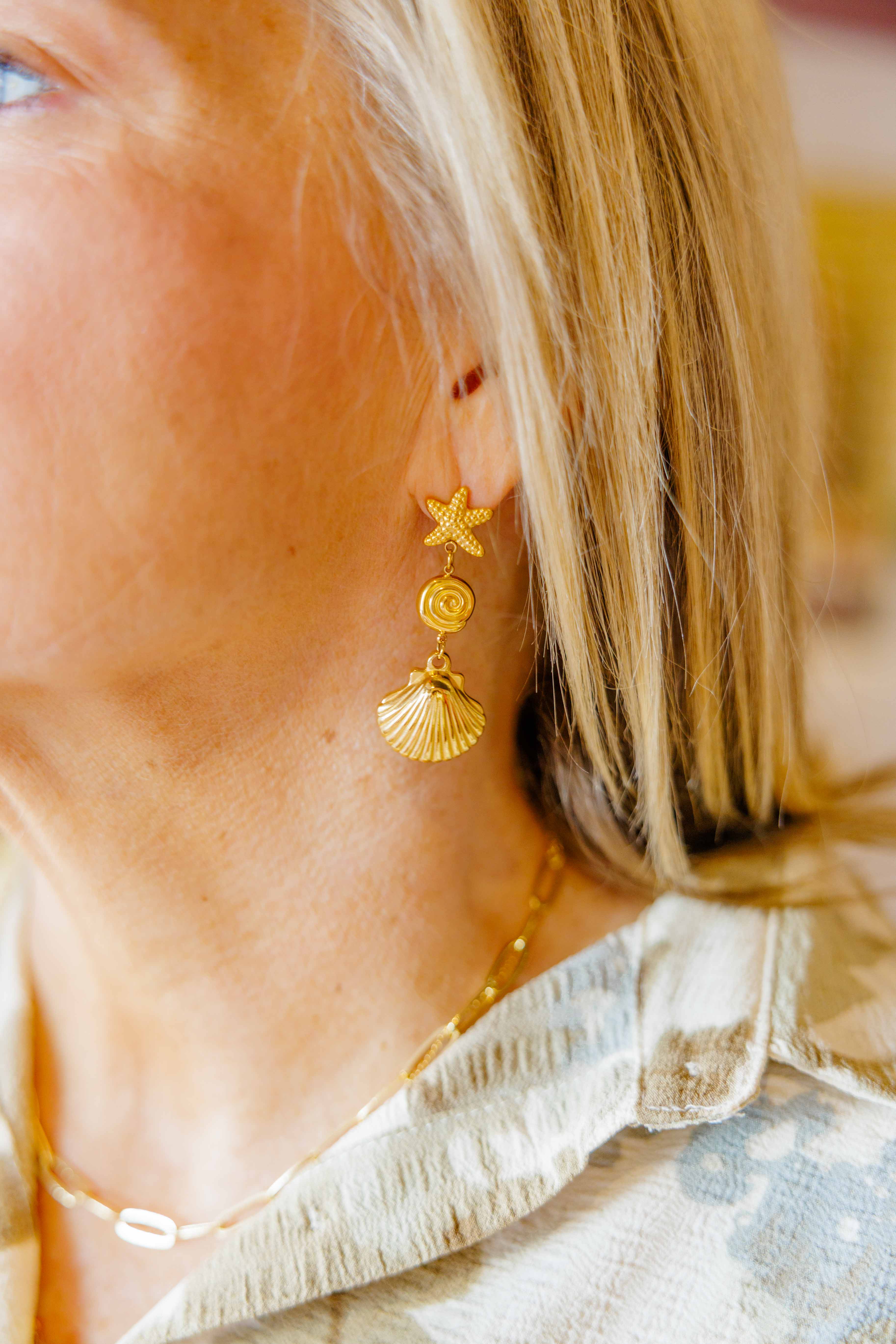 Vesta 18K Seashell Earrings