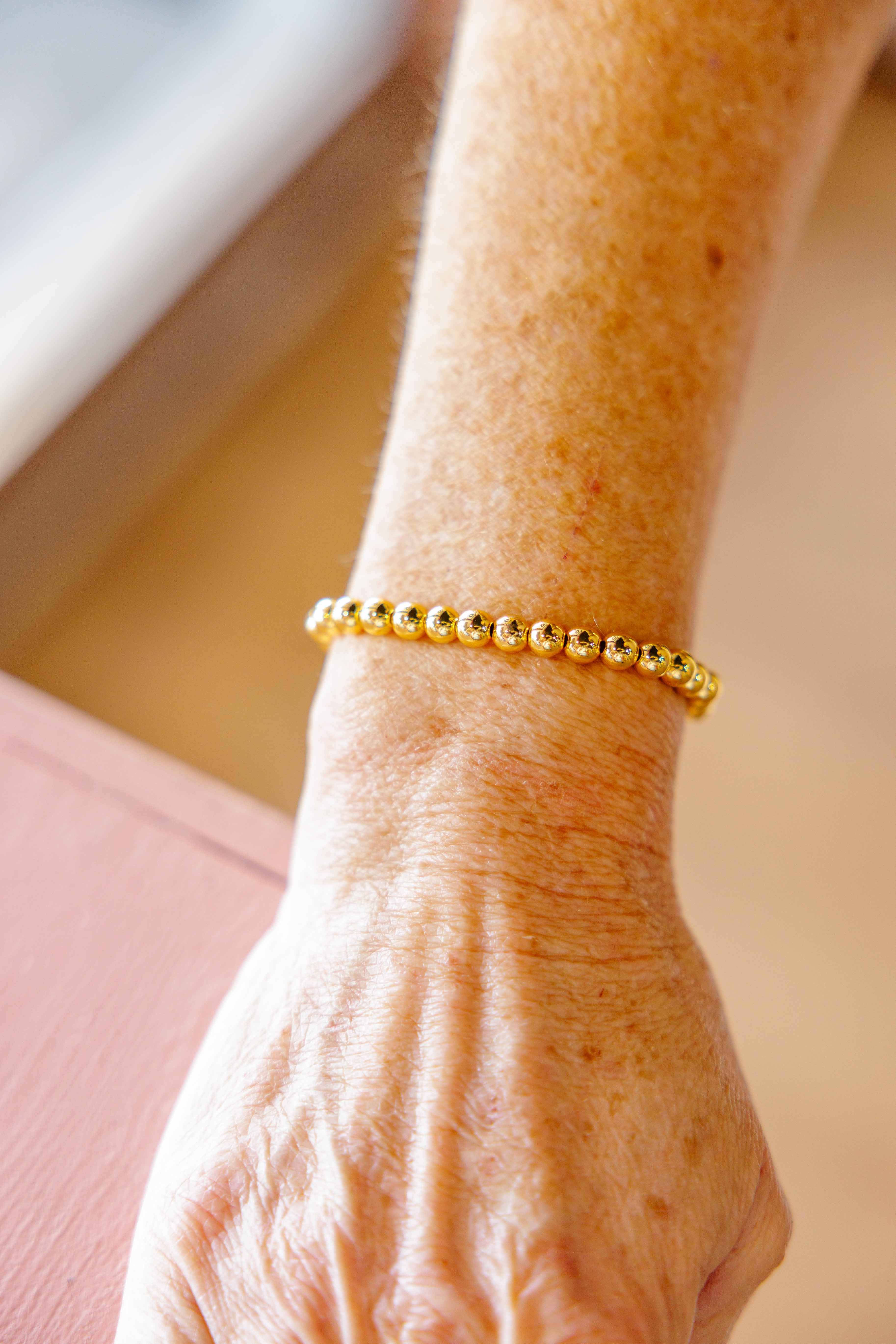6mm Gold Stretch Bracelet