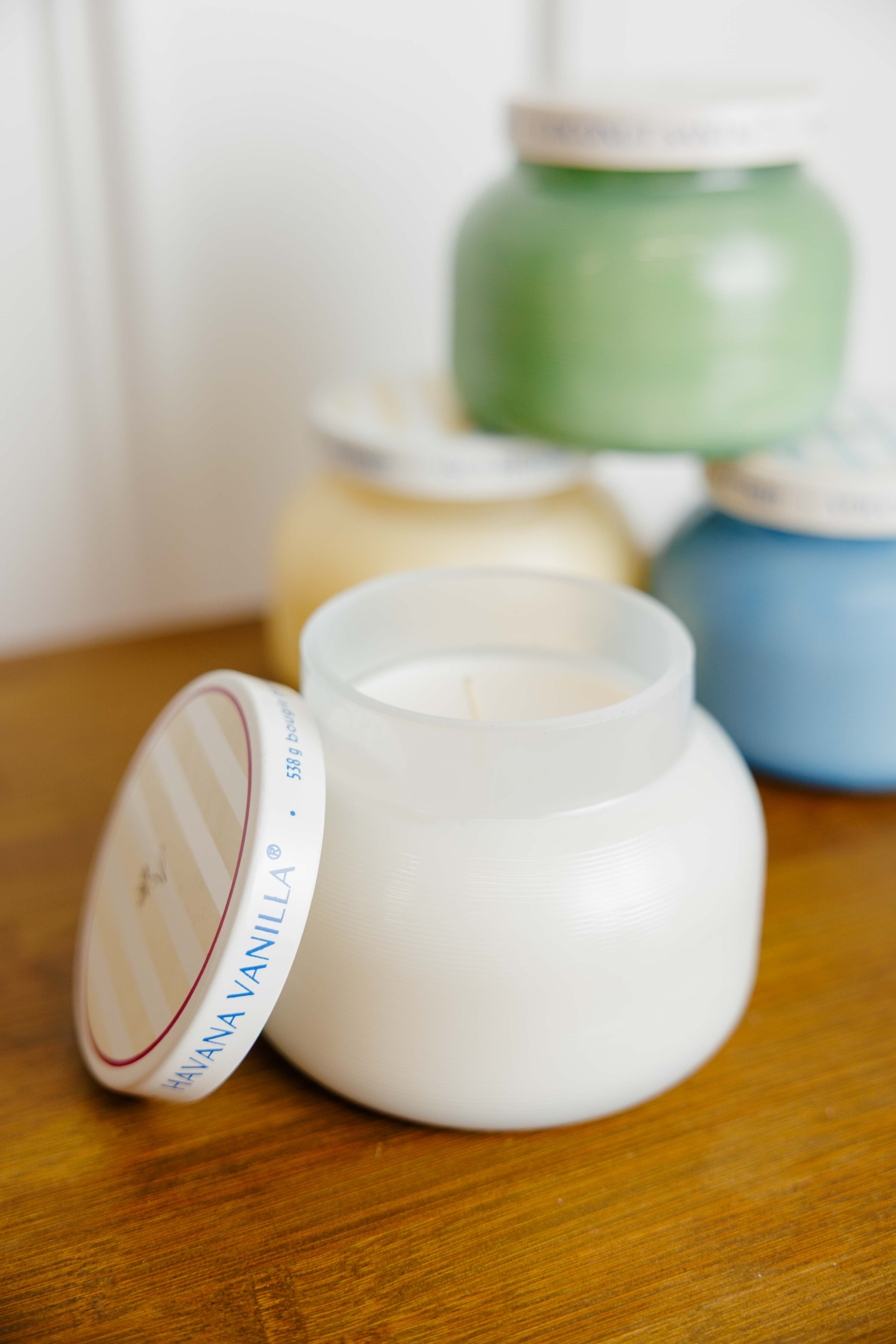 Havana Vanilla Caffe Capri 19oz Signature Candle