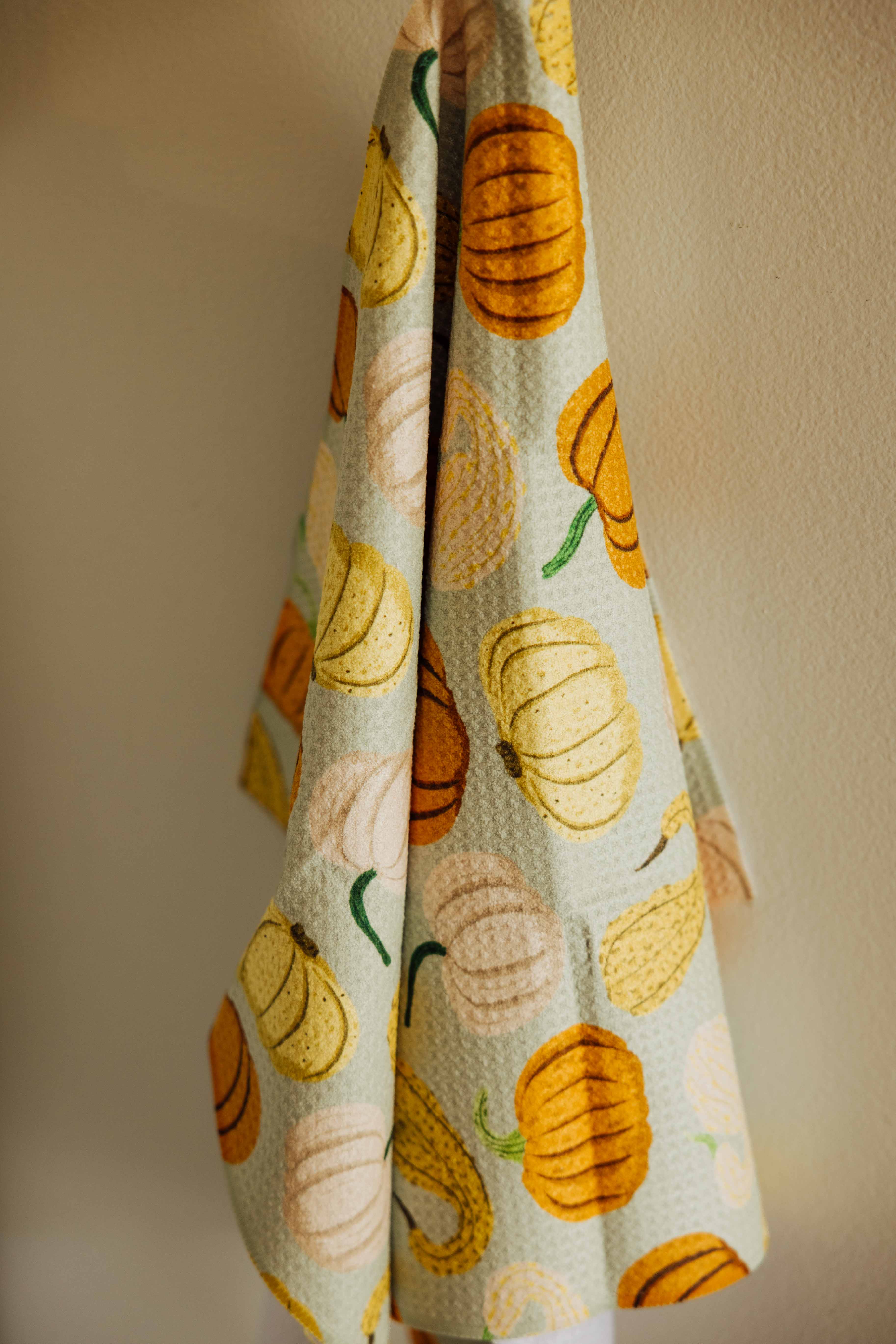 Pumpkins and Gourds Tea Towel