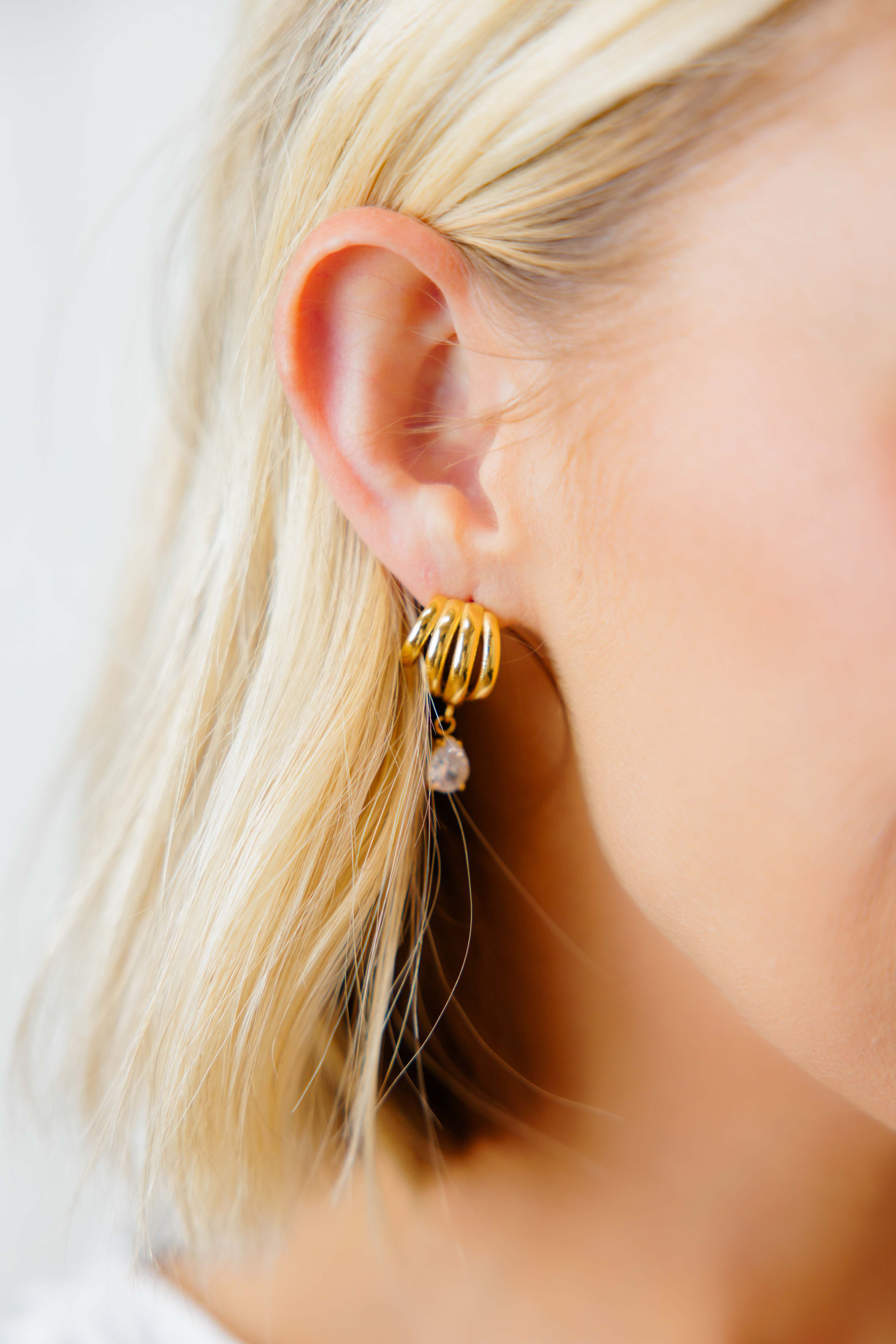 Dovely Drop Earring