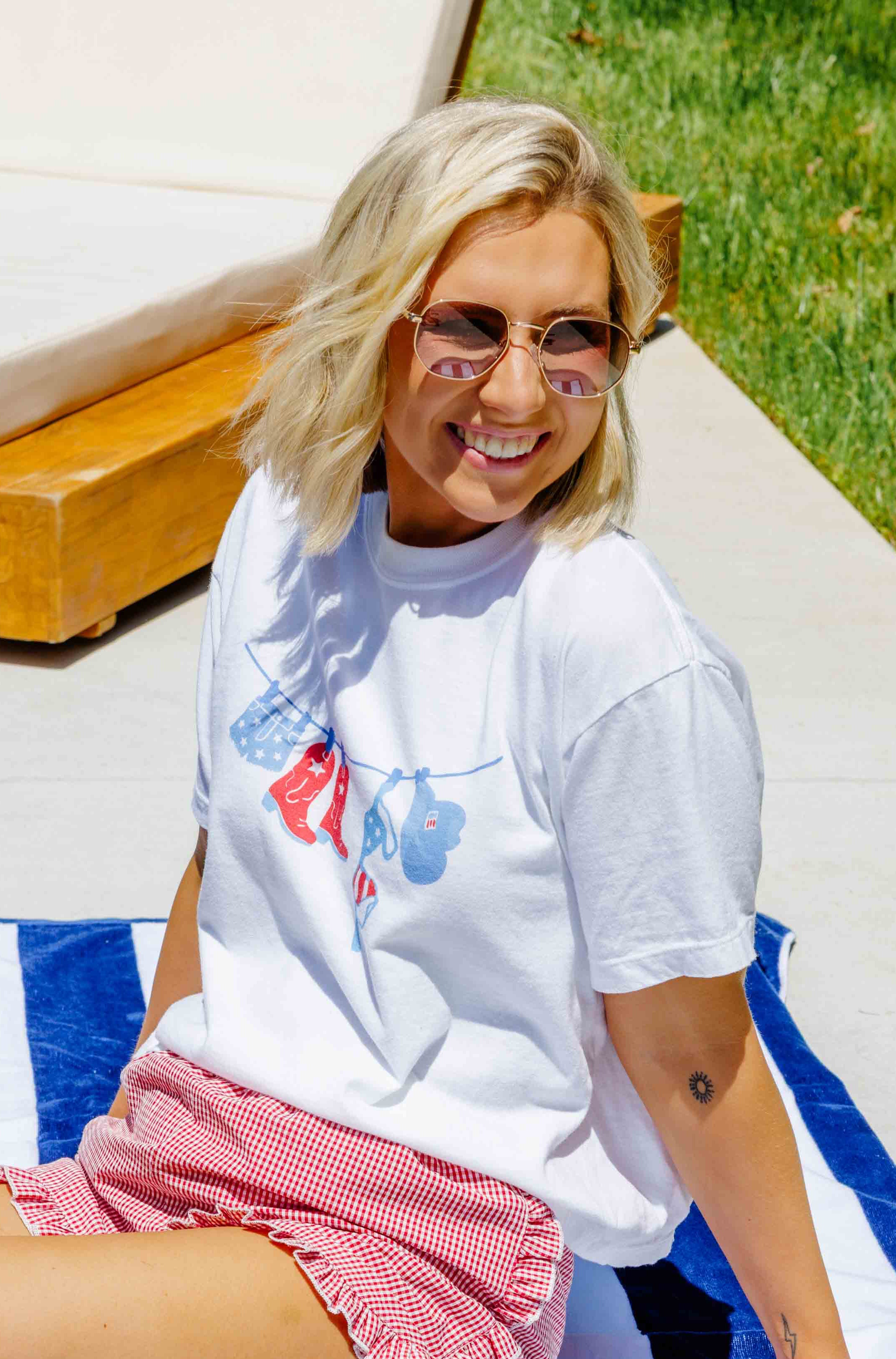 Americana Clothesline Tee