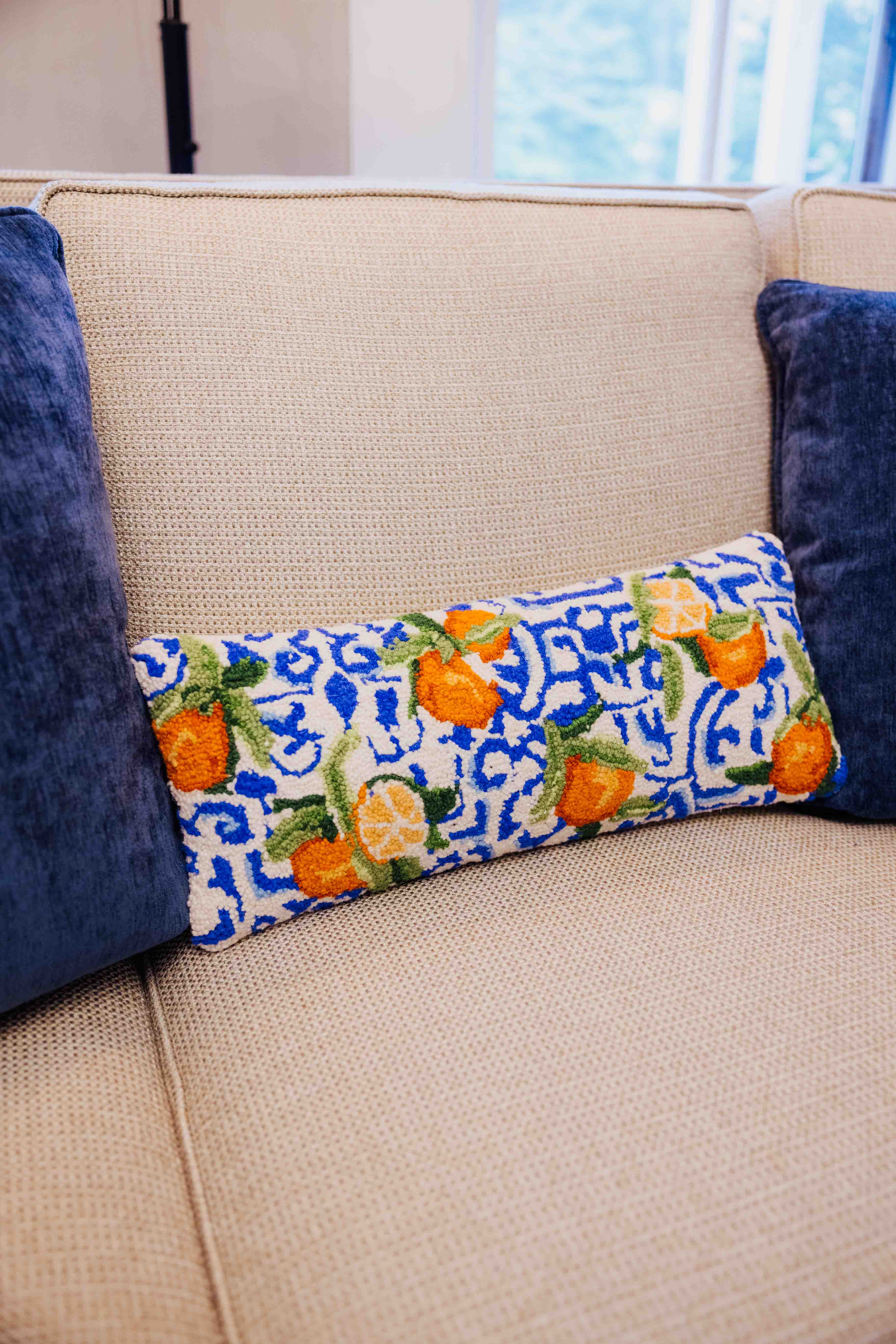 Mediterranean Oranges Oblong Hook Pillow