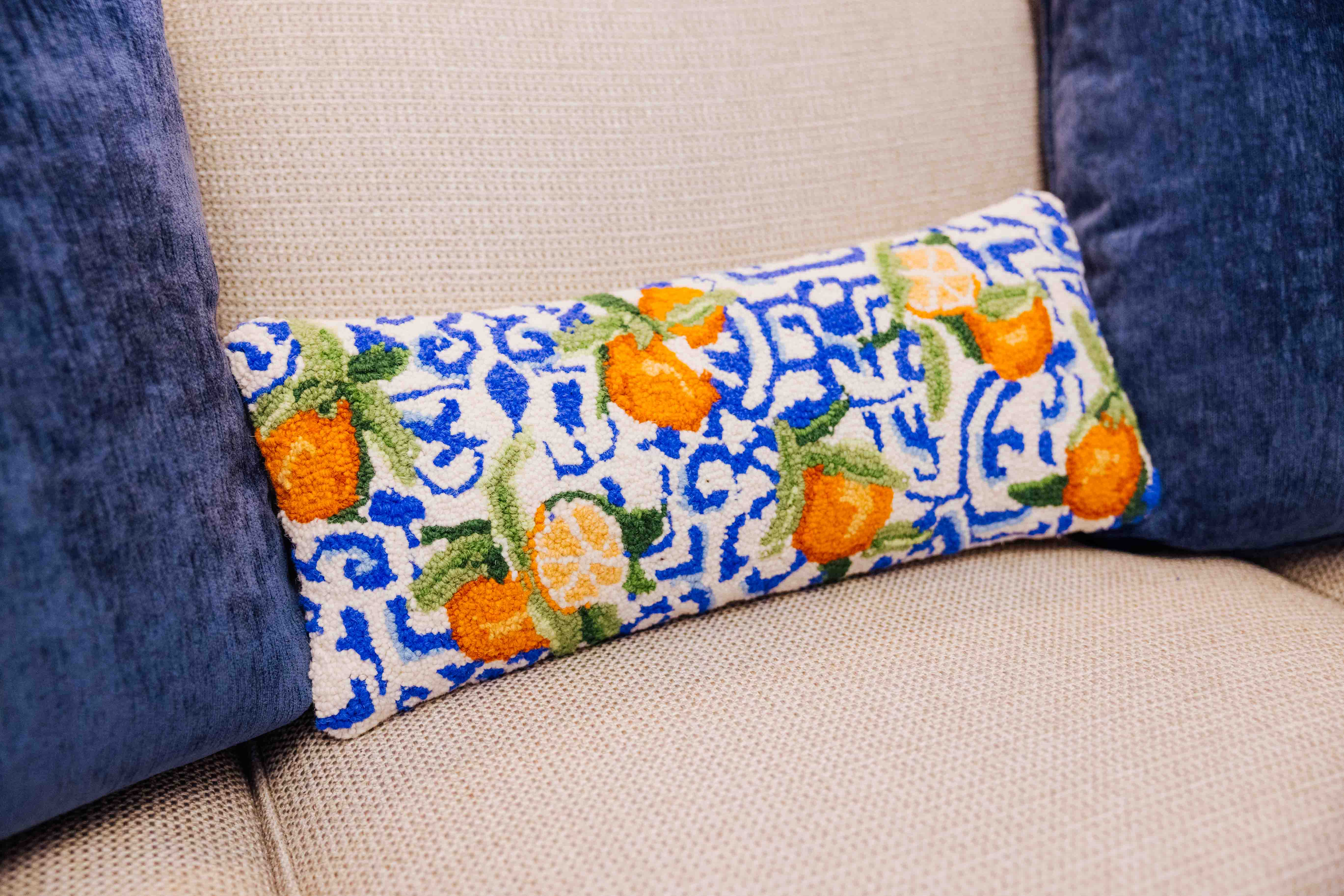 Mediterranean Oranges Oblong Hook Pillow