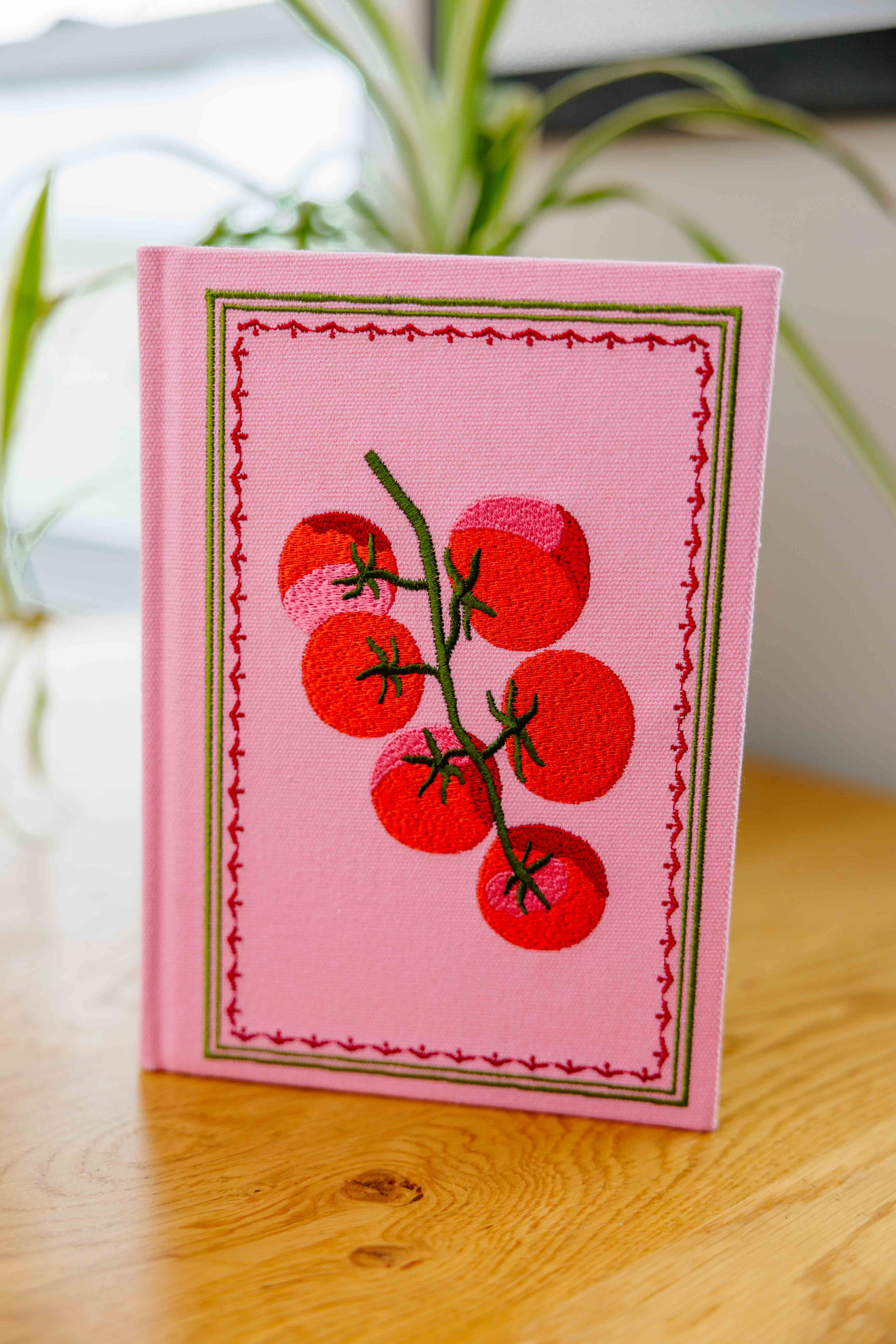 Mediterranea Tomatoes Journal