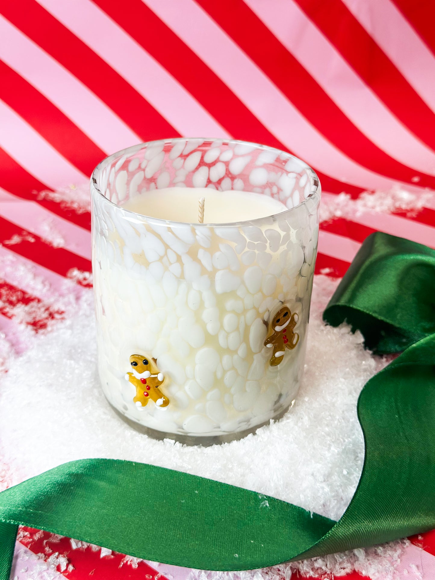 Oh Snap Gingerbread Man 12 Oz Candle