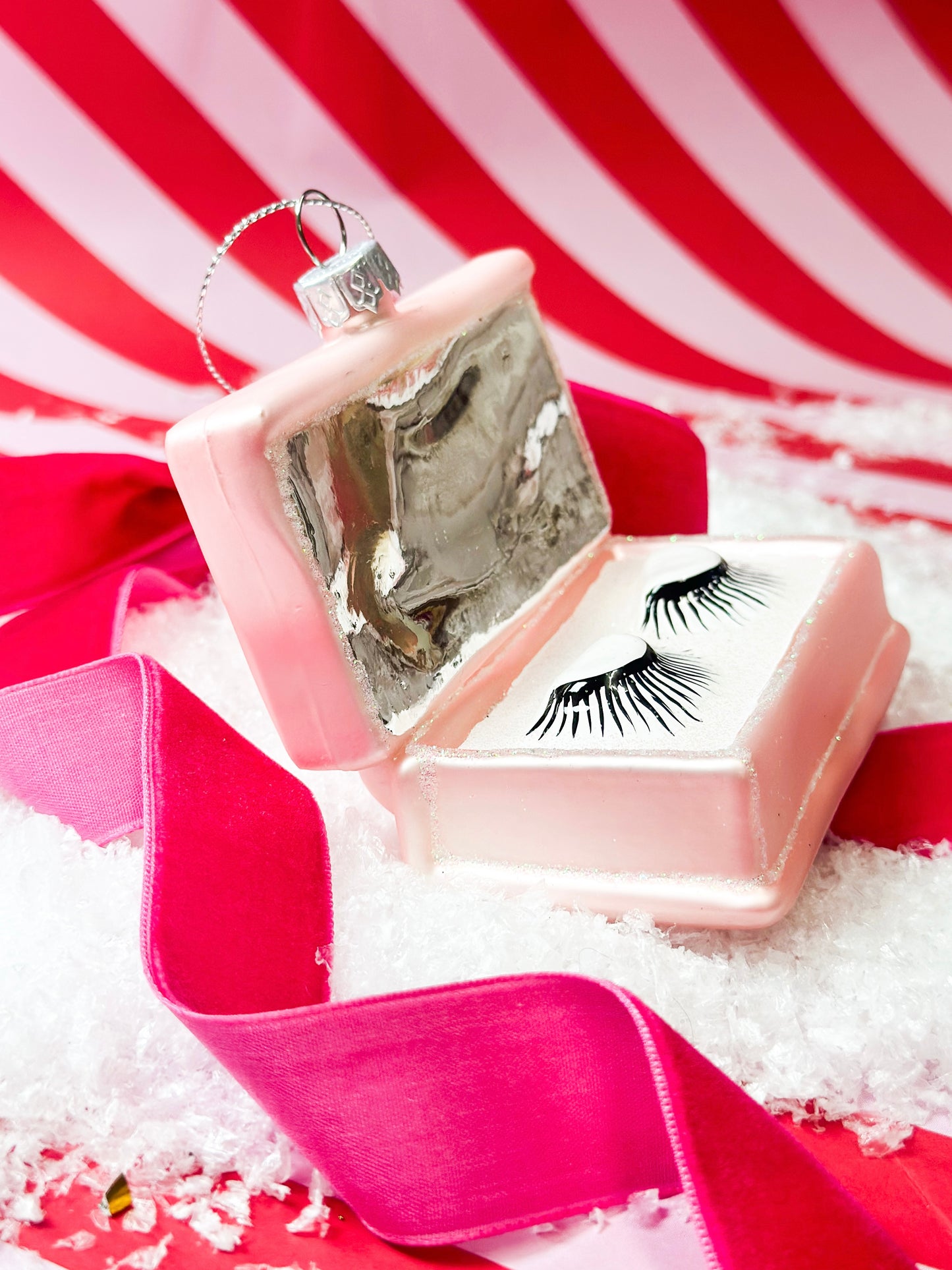 Fake Eyelash Ornament