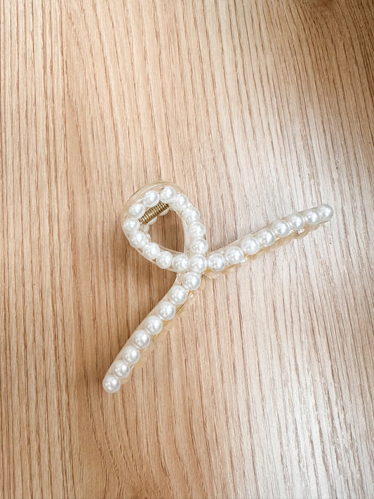 Pearl Acrylic Hair Clip