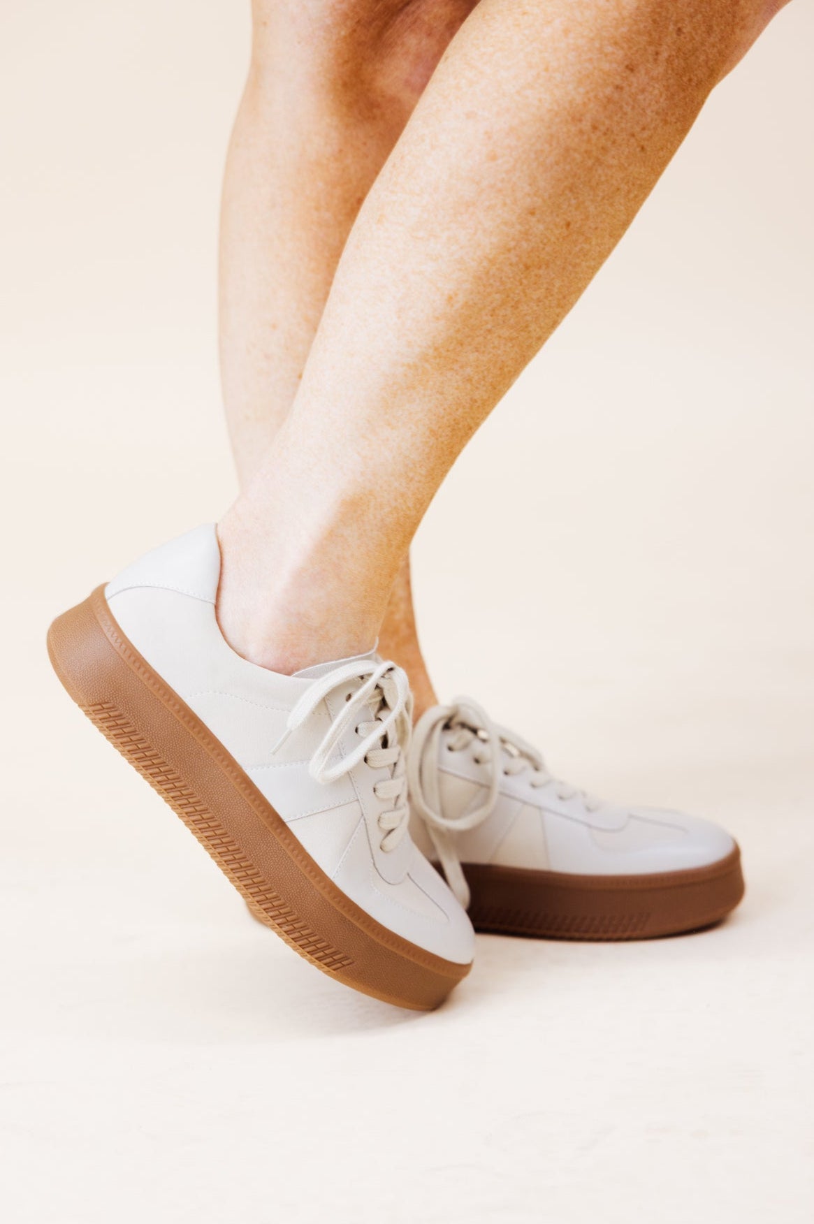 Warwick Taupe Sneaker