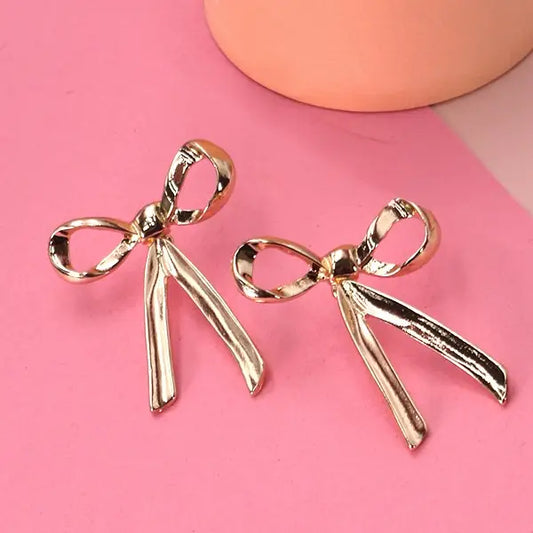 Bow Moveable Stud Earring