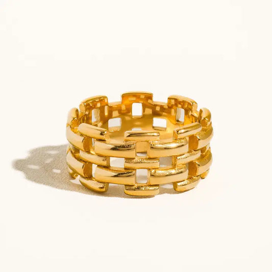 Roxie 18K Ring