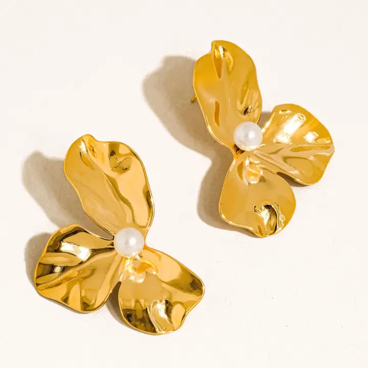 Vintessa Flower Pearl Earrings
