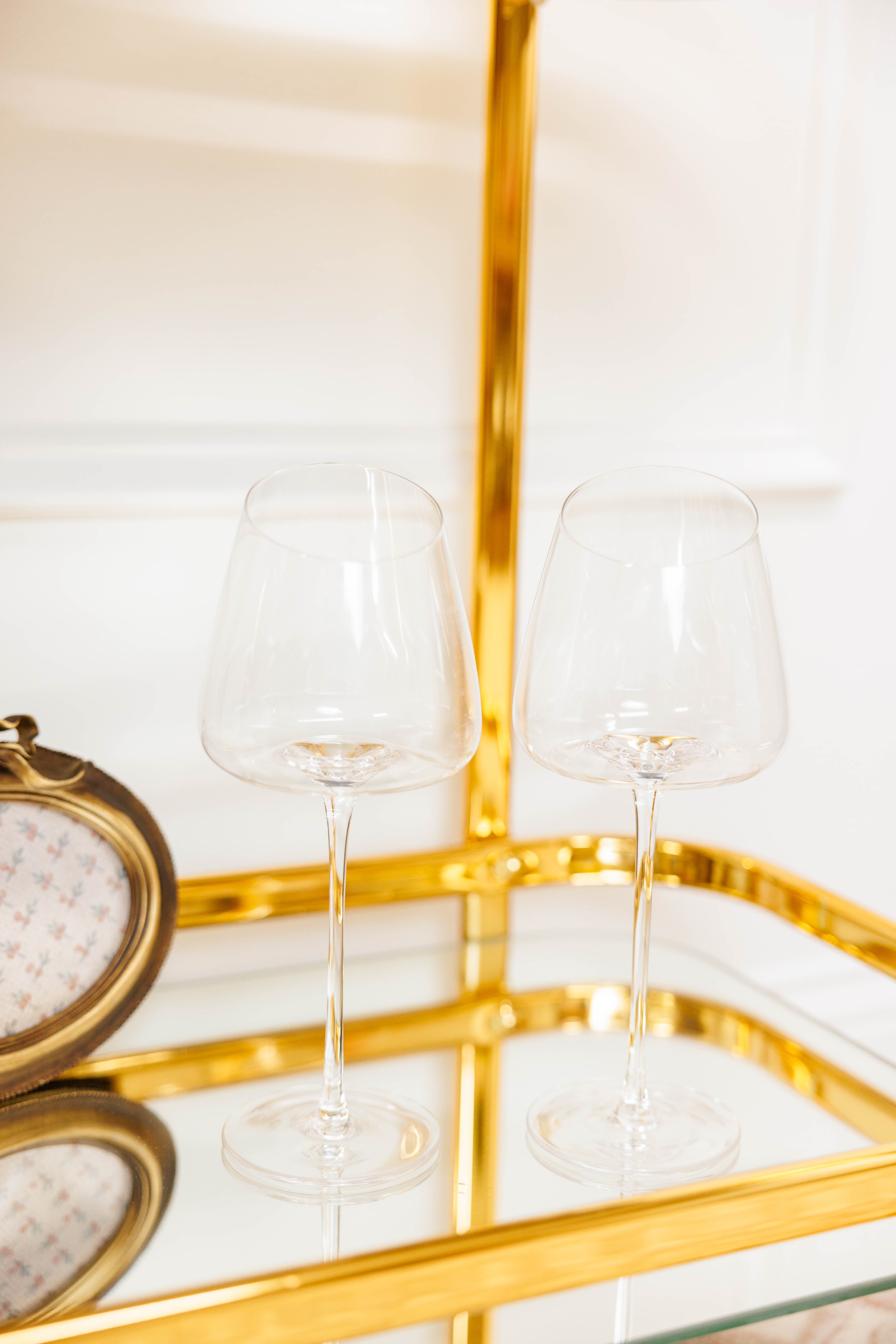 Slanted Wine Glass Set