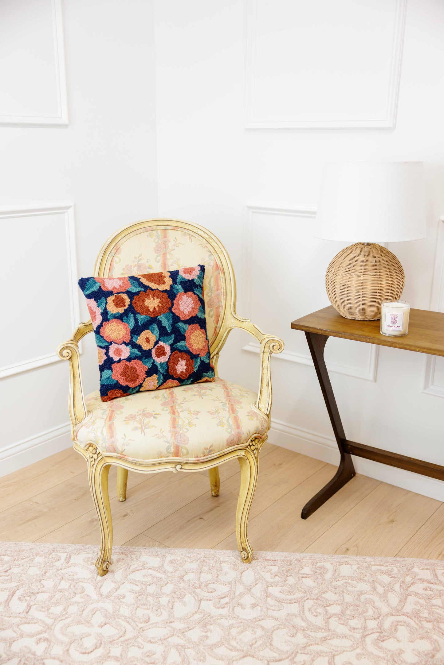 Suzy Floral Hook Pillow