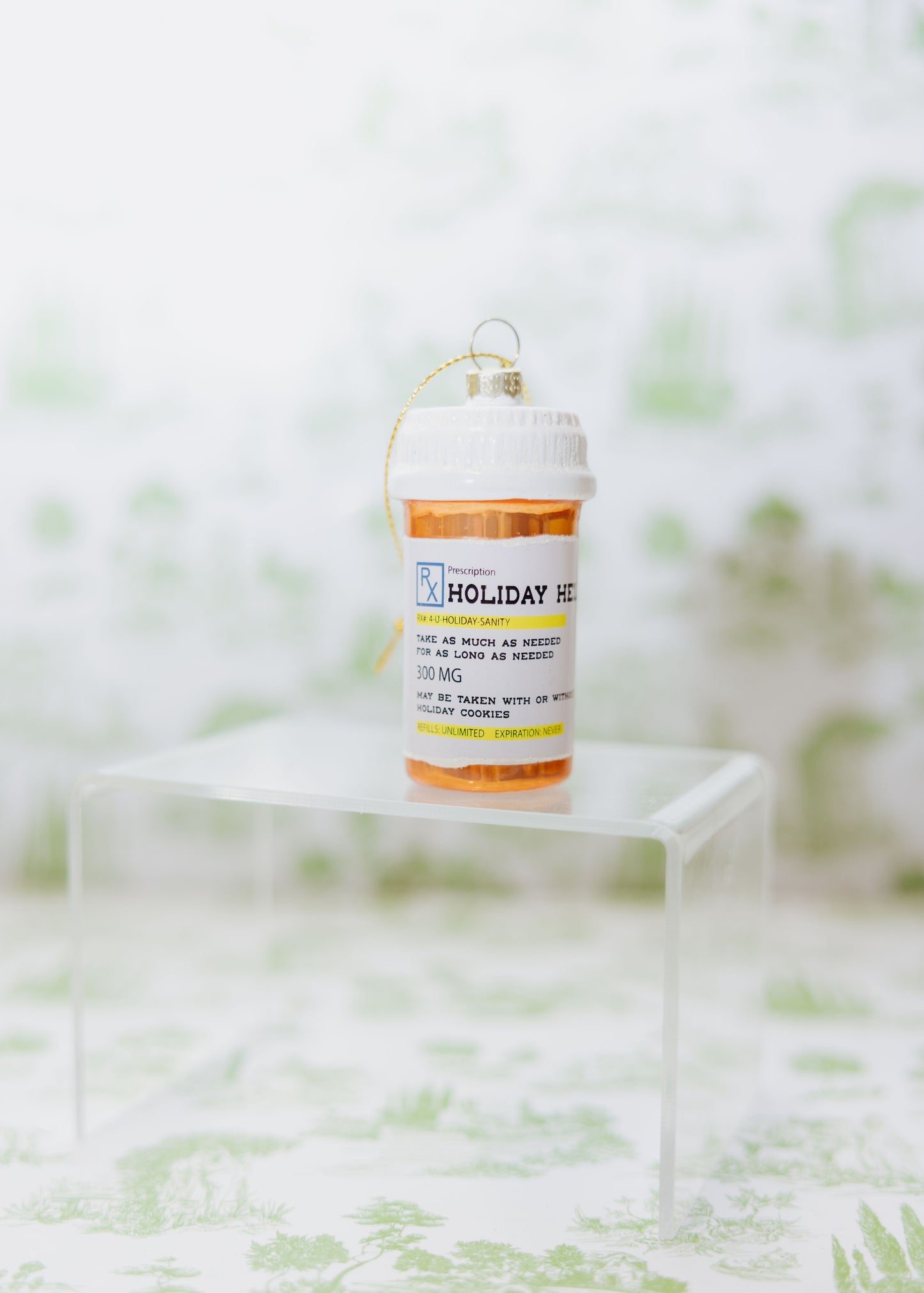 Holiday Helper Ornament